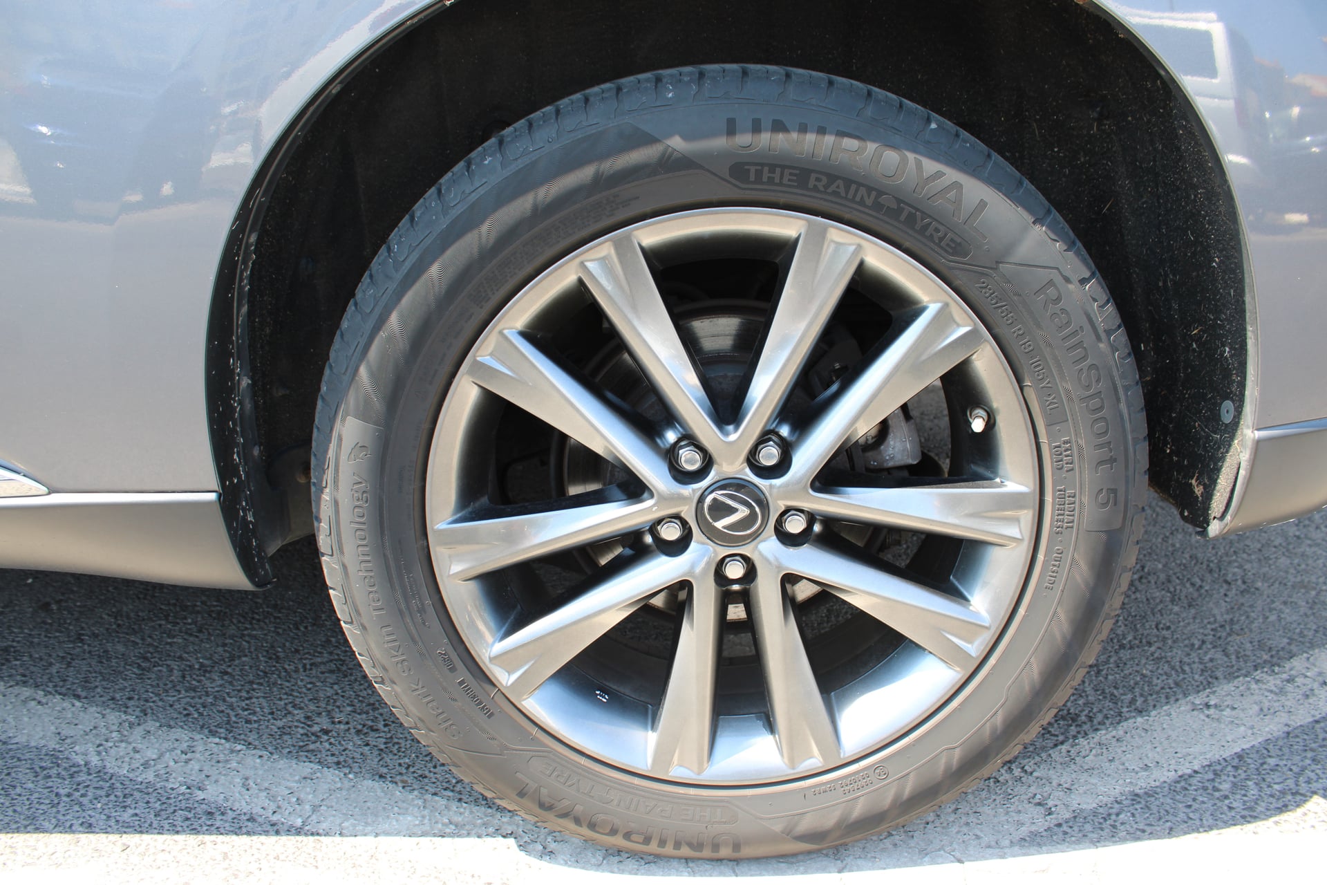 Lexus RX 450H 3.5 V6 299 AWD F SPORT E-CVT 15.0 CV ( Toit ouvrant, Sièges chauffants, Caméra de recul ... ) — 30