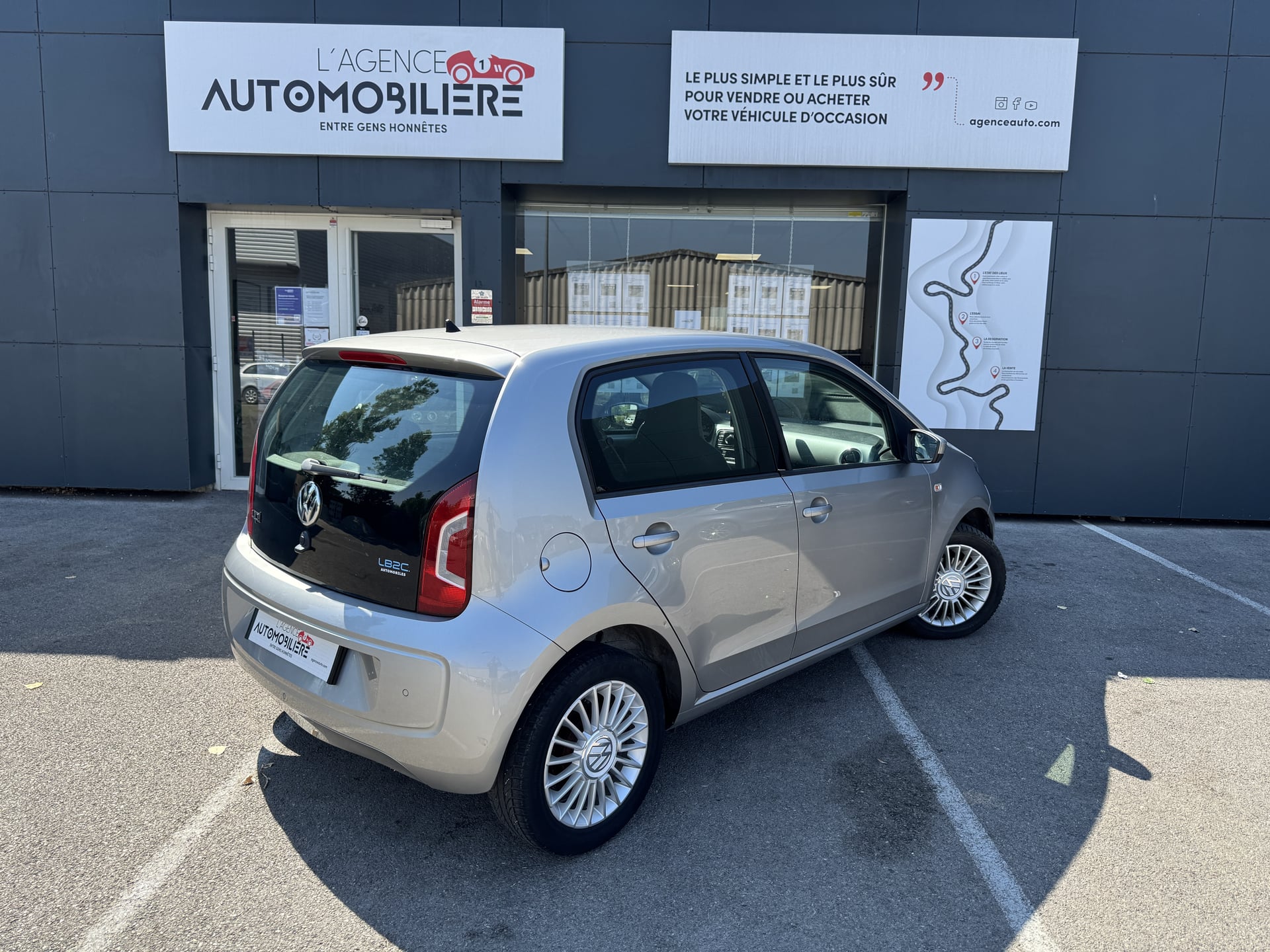 Volkswagen UP 1.0l 75ch High Up! — 2