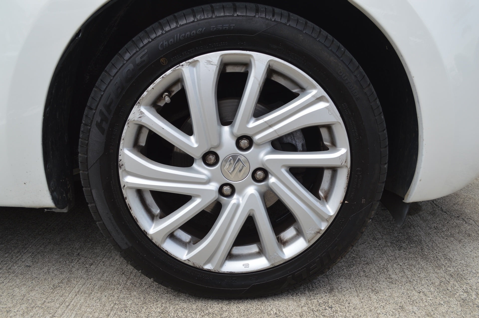 Suzuki Swift 1.2 DUALJET HYBRID PACK — 17