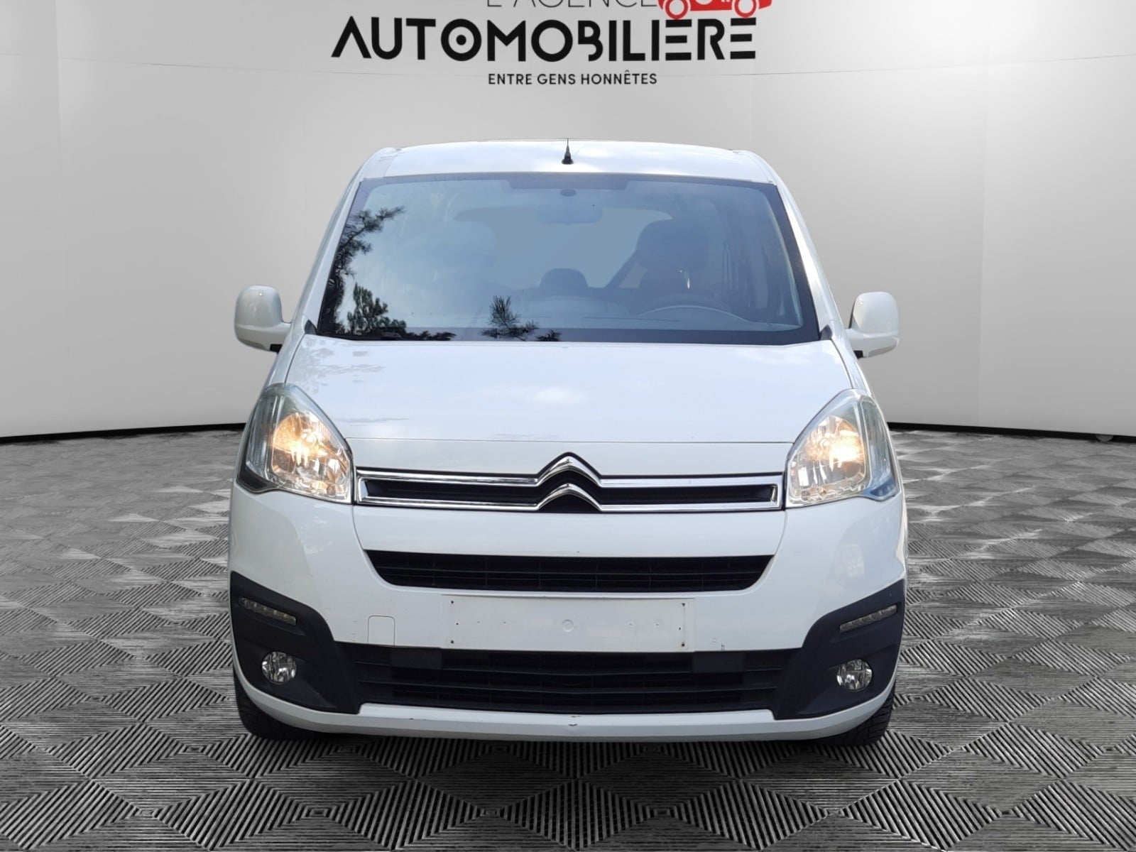 Citroen Berlingo 1.6 i 98Ch 5V. / Garantie 12 M. — 2