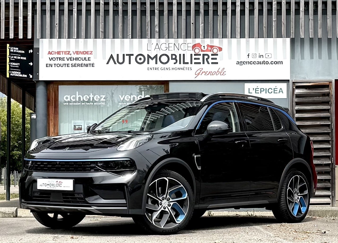 Lynk & Co 01 1.5 Ti 261ch PHEV DCT7 / Attelage - Entretien exclusif Volvo