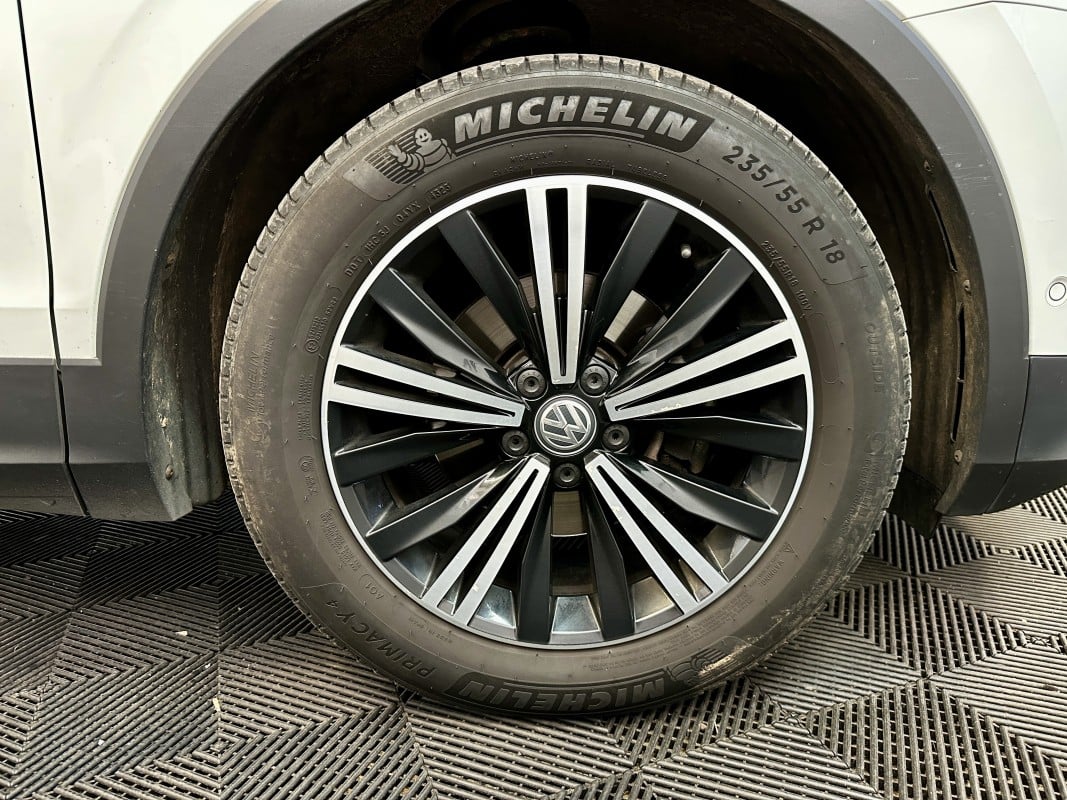 Volkswagen Tiguan II 2.0 TDI 150 BLUEMOTION TECHNOLOGY CARAT DSG7 (Toit ouvrant) — 29