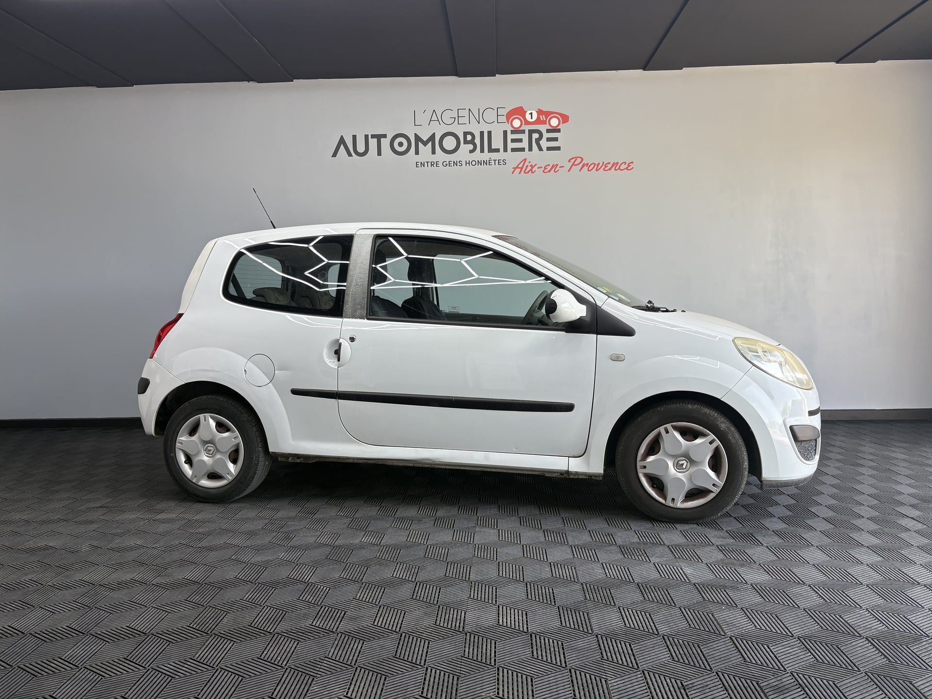 Renault Twingo 1.2 LEV 16v 75ch - GARANTIE 6 MOIS — 2