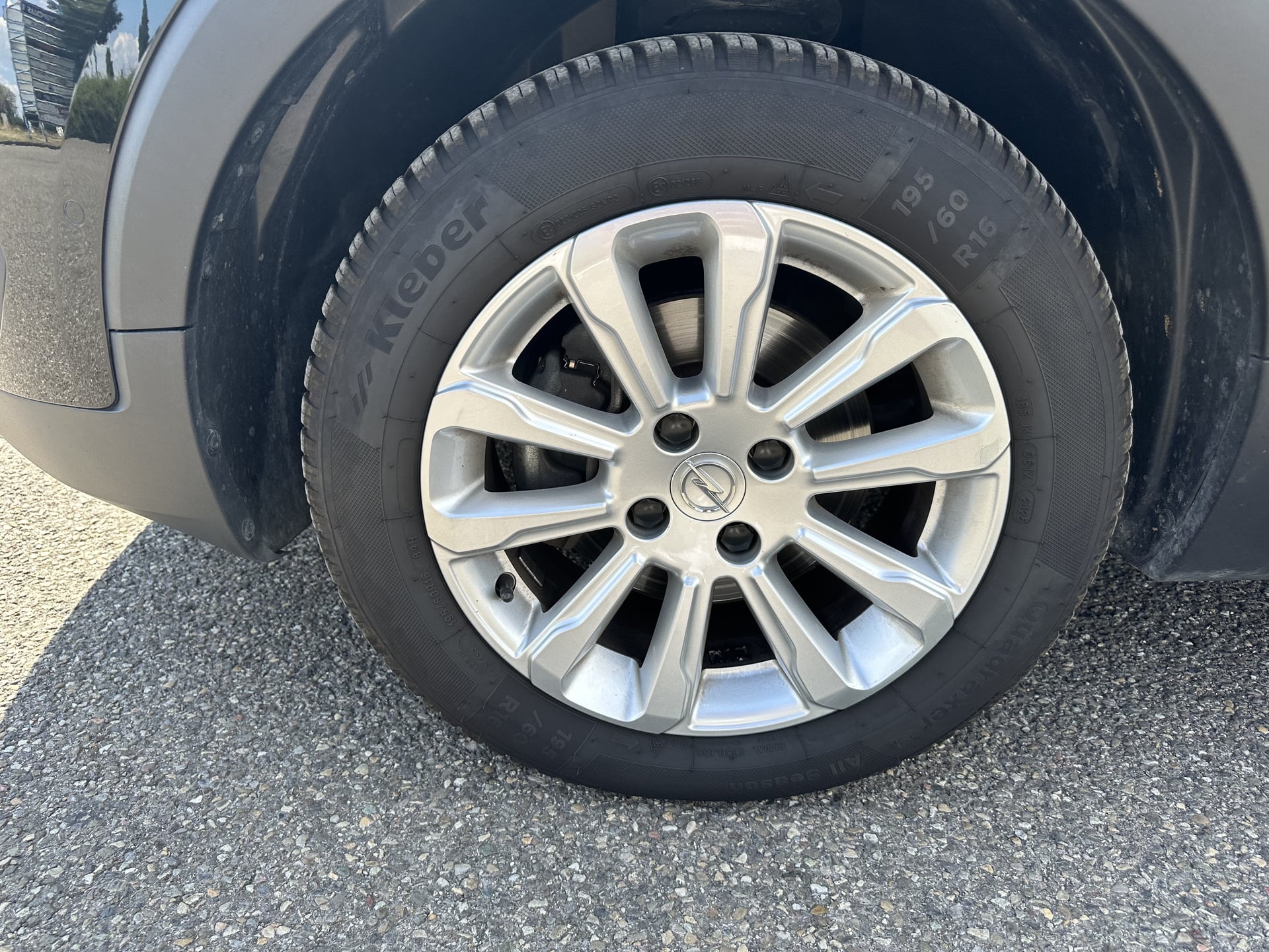 Opel Crossland 1.2 TURBO 110 ELEGANCE — 16