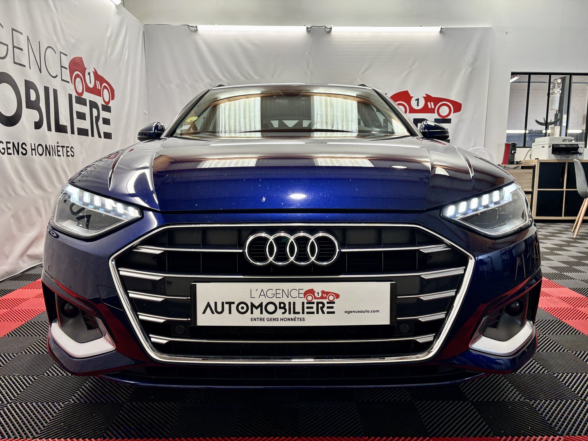Audi A4 Avant 35 TDI 163 S Tronic 7 Business Line — 2