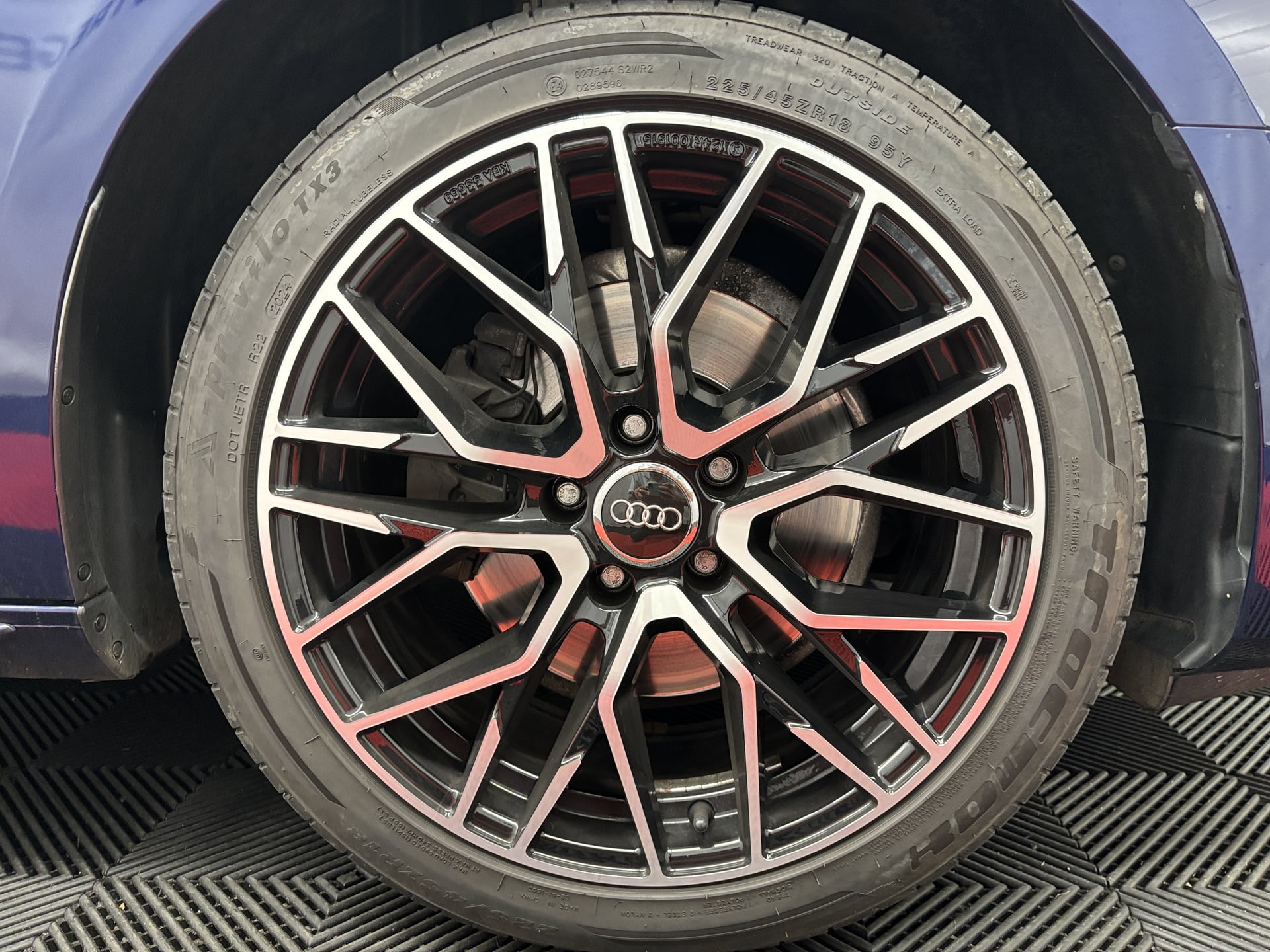 Audi A4 Avant 35 TDI 163 S Tronic 7 Business Line — 29