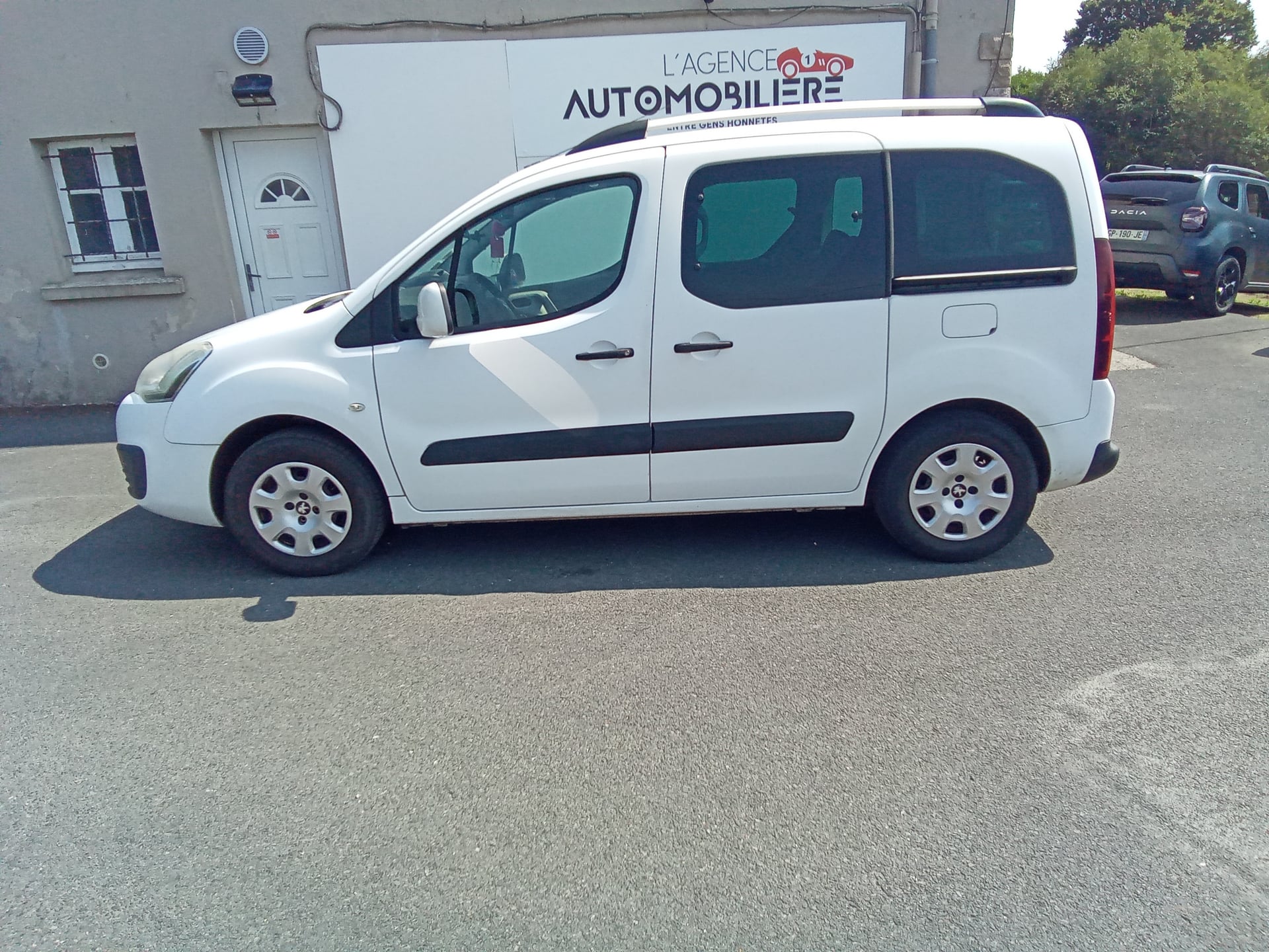 Peugeot Partner Tepee 1.6 BLUE HDI 100 ACTIVE — 2