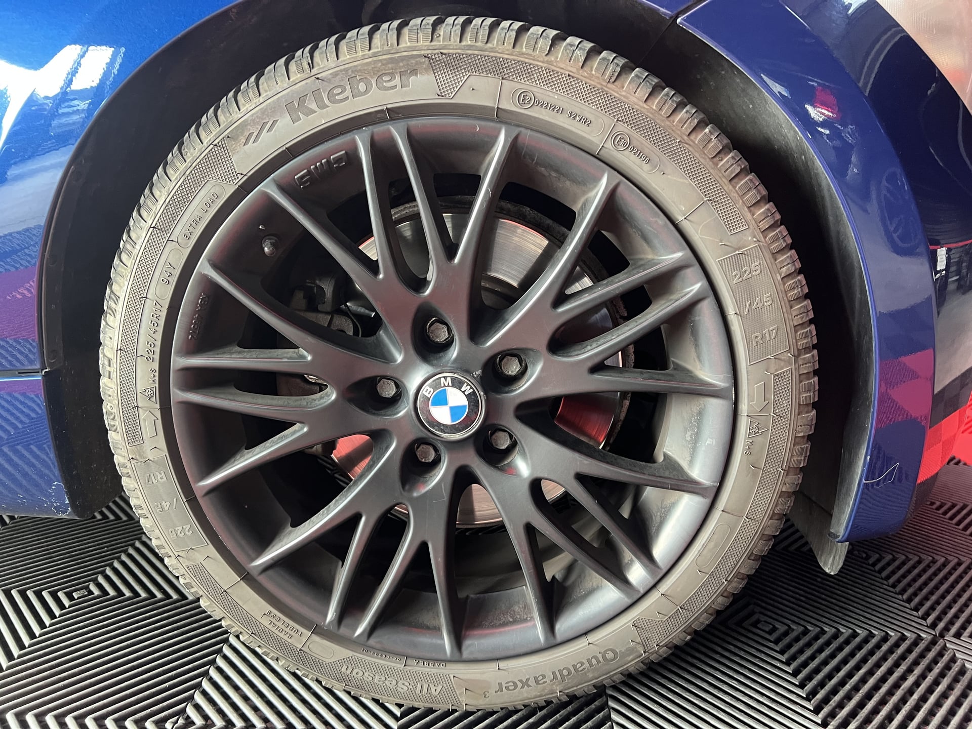 BMW Série 1 2.0 123d ZF M SPORT Garantie 12mois — 40