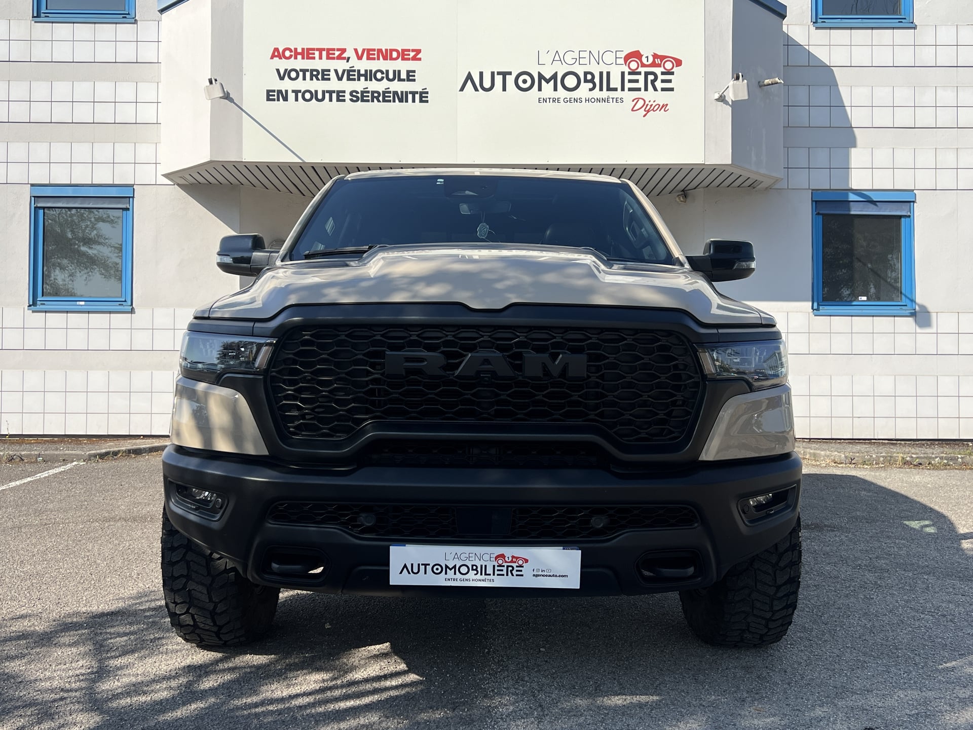 Dodge Ram 1500 REBEL 3.0 420 CV — 31