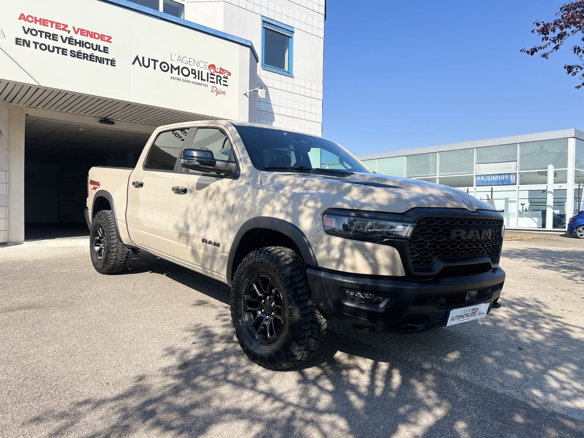 Dodge Ram 1500 REBEL 3.0 420 CV — 2