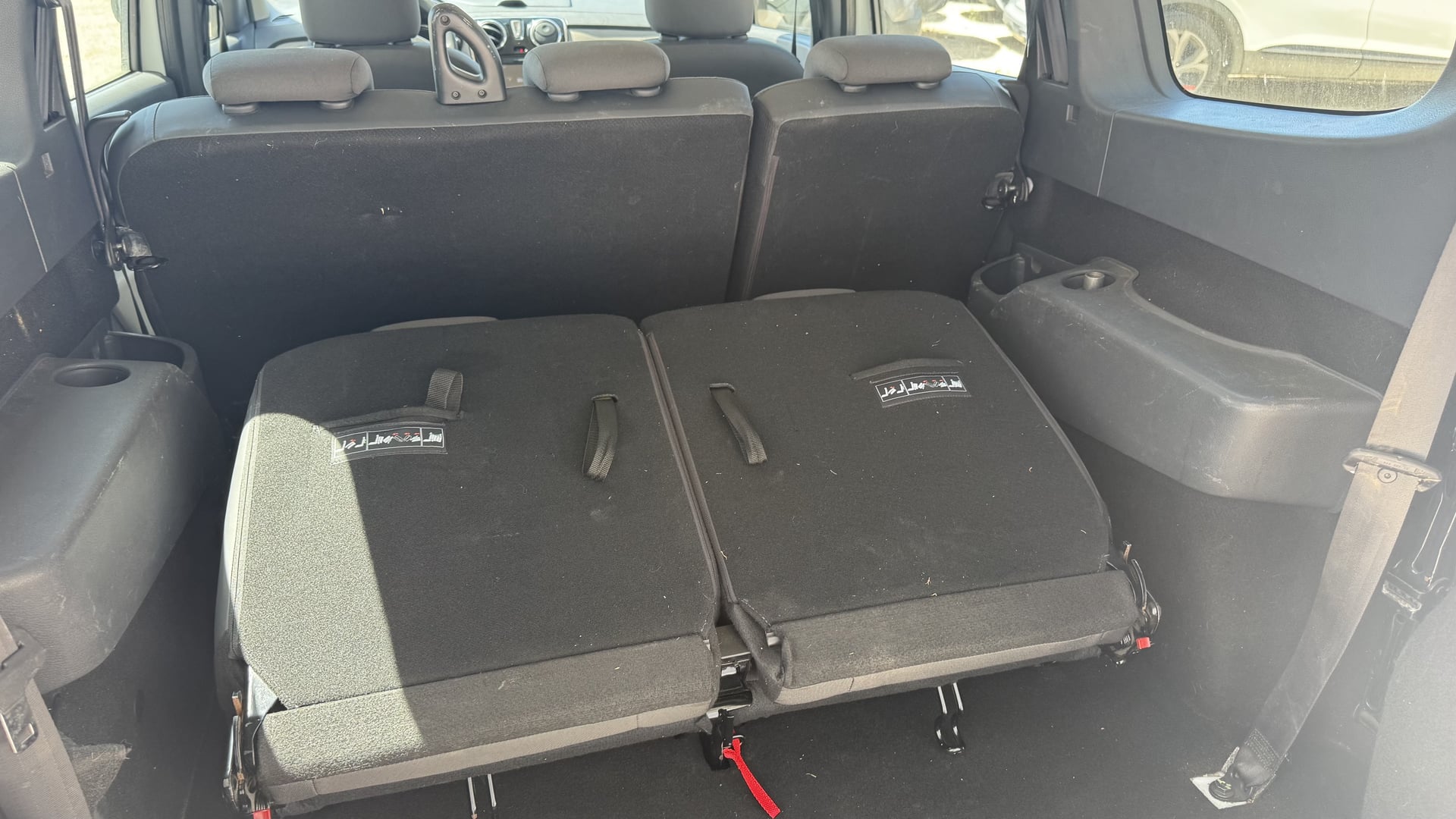 Dacia Lodgy 1.2 TCe 115ch Ambiance 7 places — 18