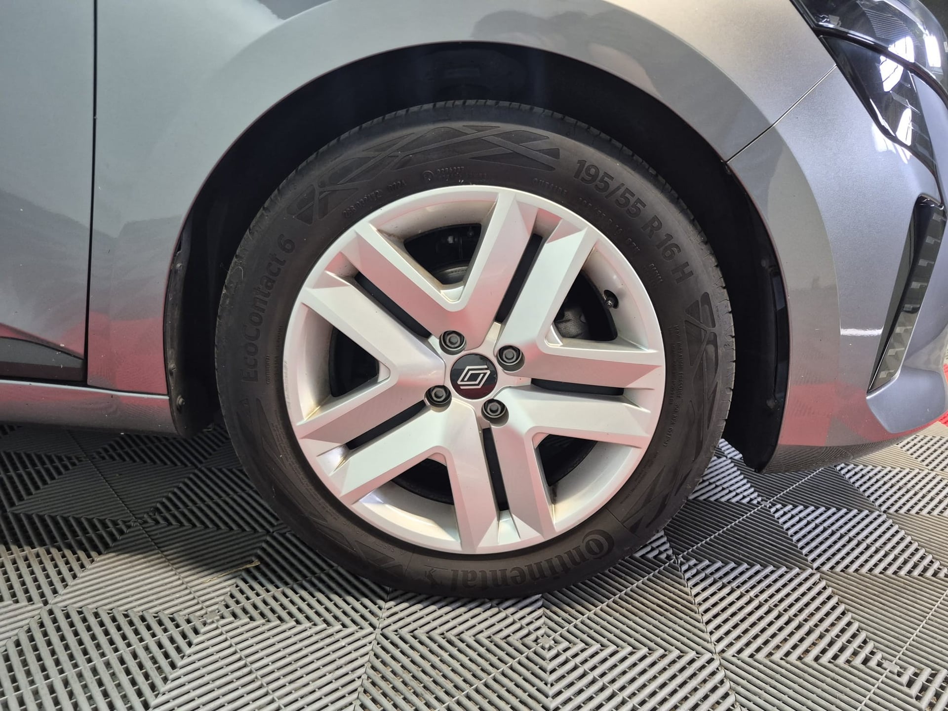 Renault Renault Clio 5 Equilibre 1.0 TCe 90 cv phase 2 — 32