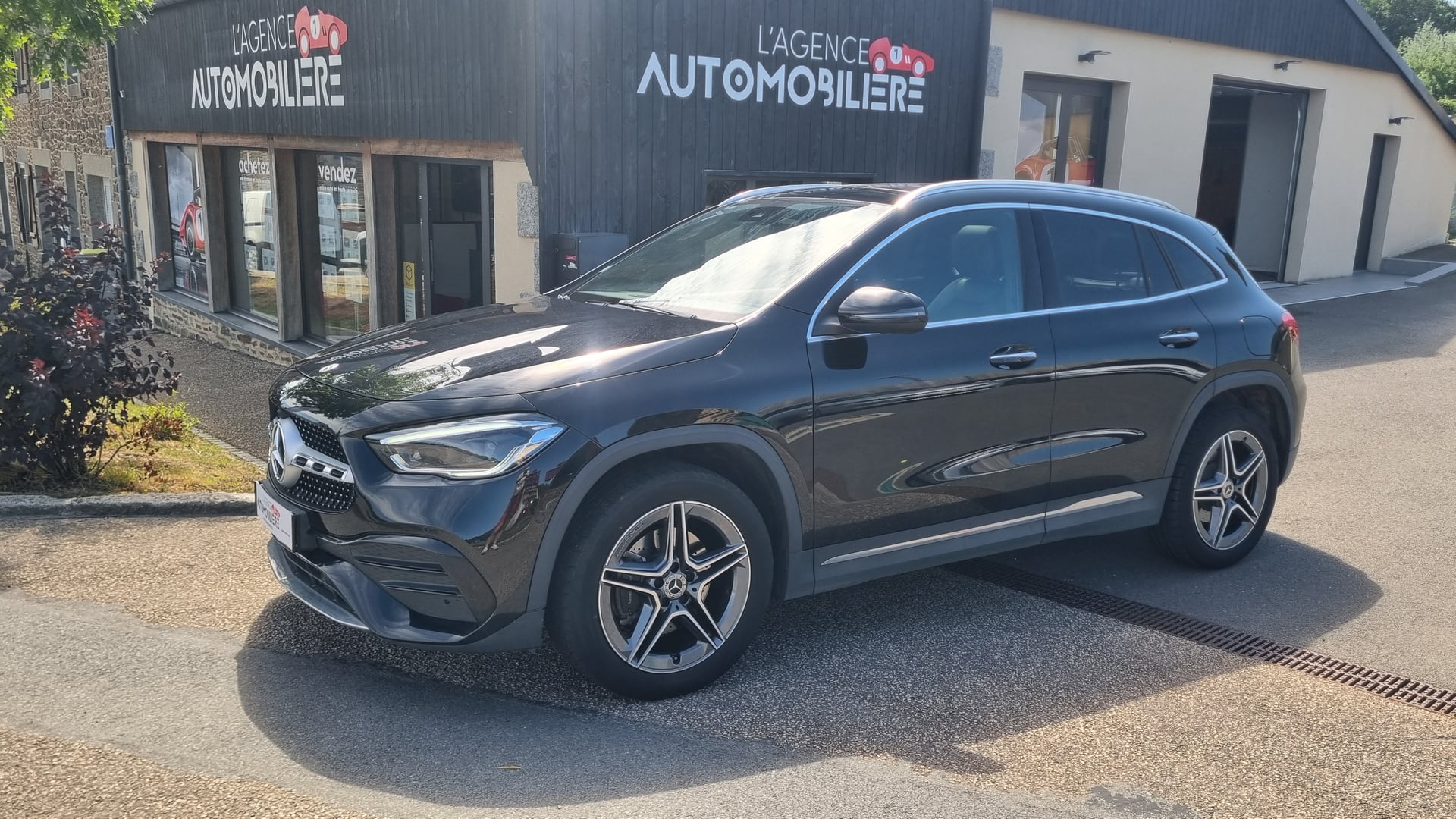 Mercedes-Benz Classe GLA GLA 250e  8G DCT AMG ÉDITION HYBRID 160 EQ-POWER 218cv