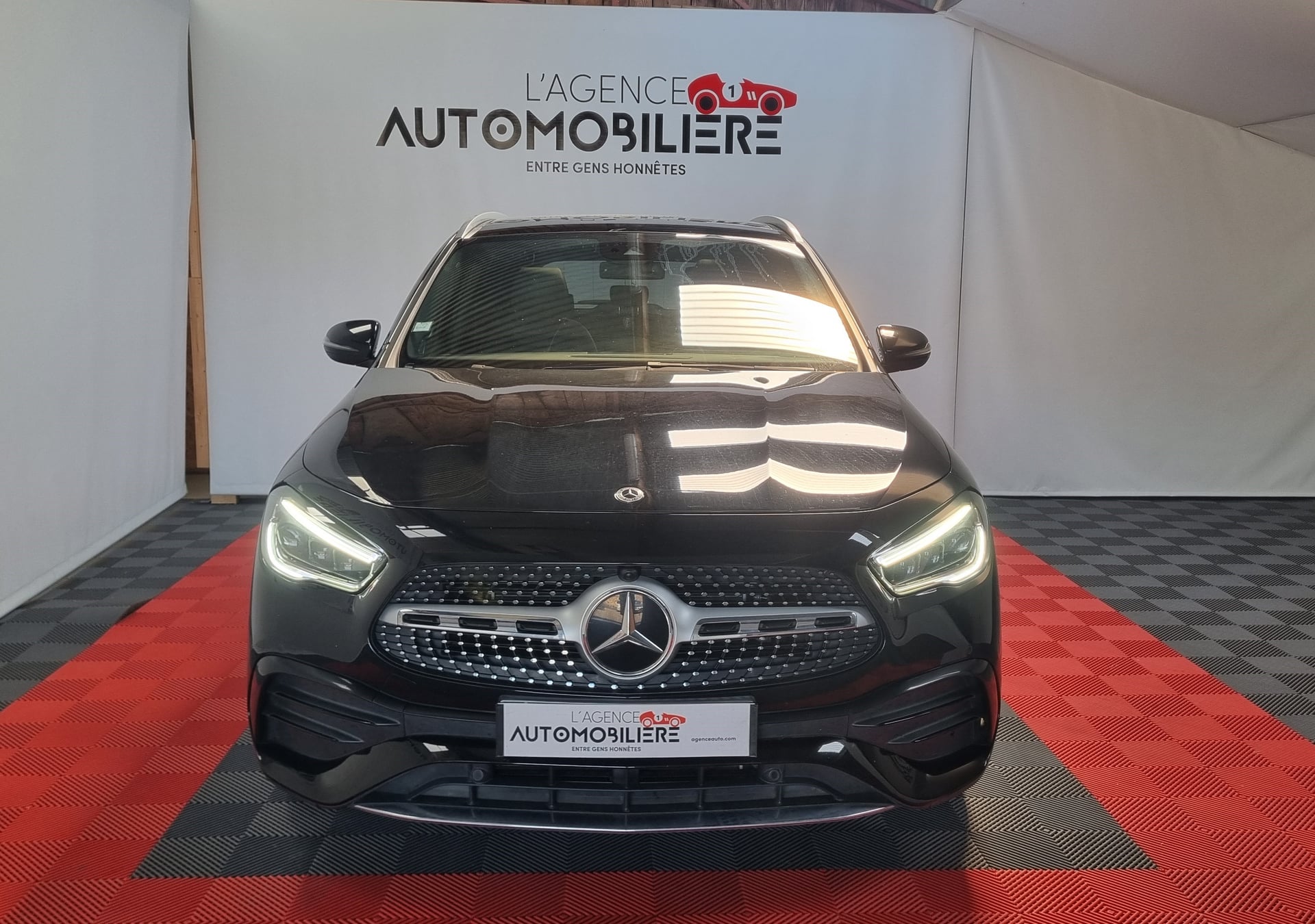 Mercedes-Benz Classe GLA GLA 250e 8G DCT AMG ÉDITION HYBRID 160 EQ-POWER 218cv — 2