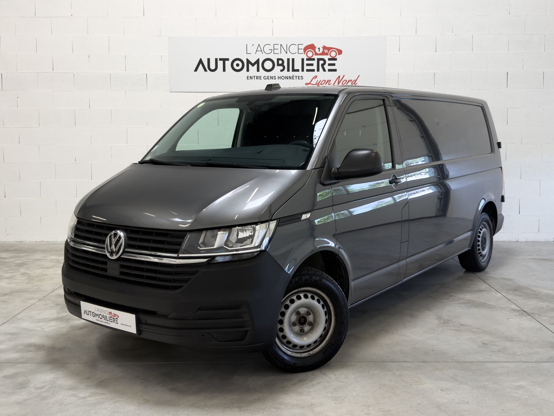 Volkswagen Transporter T6 L2H1 2.0 TDI 150 Business Line – 1°Main Français - Siège Chauffant - Carplay - Suivi complet - Distribution OK - TVA Récupérable