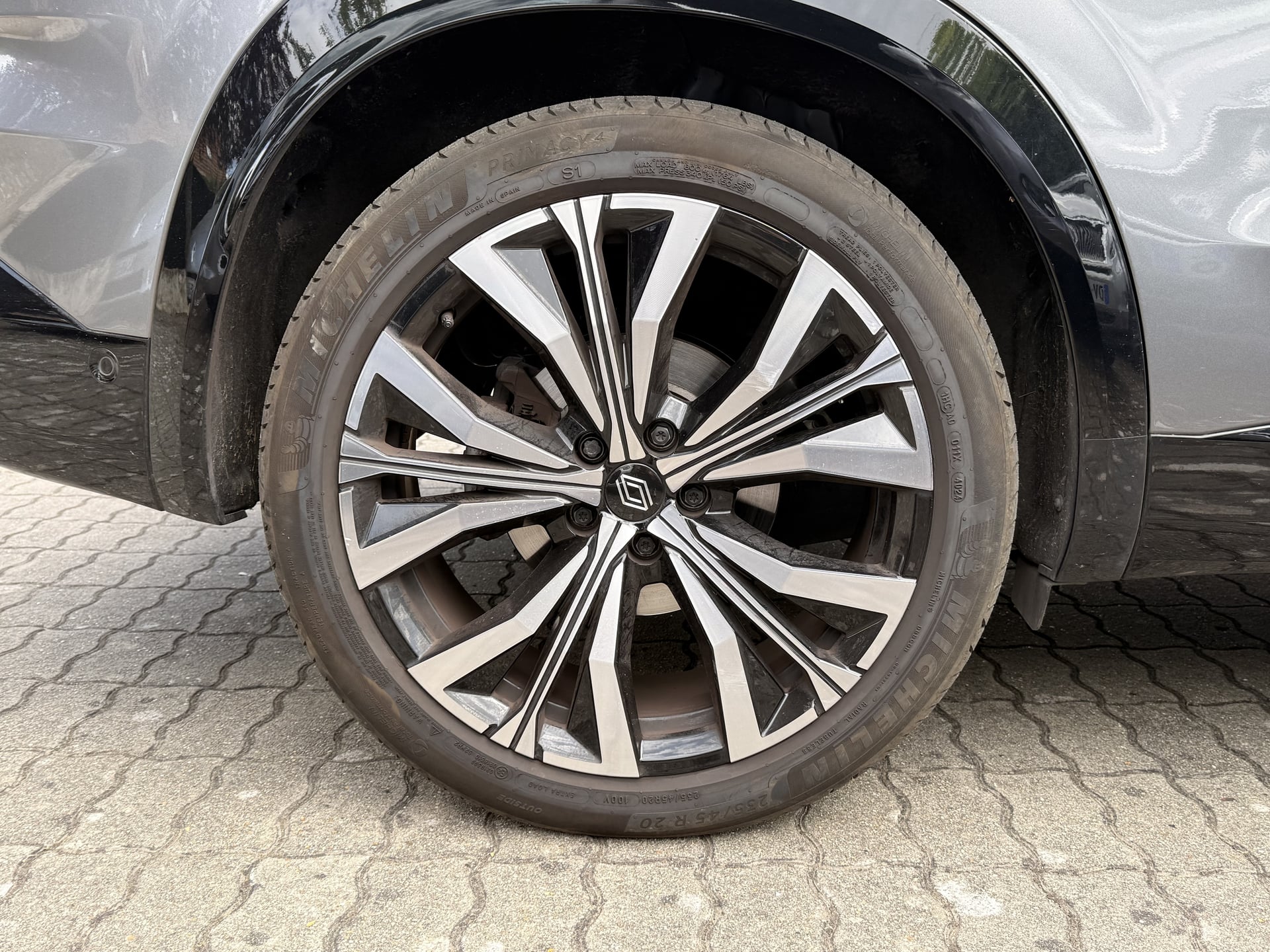 Renault Austral E-Tech hybrid 200 Iconic+1ER MAIN+Suivi Complet — 25