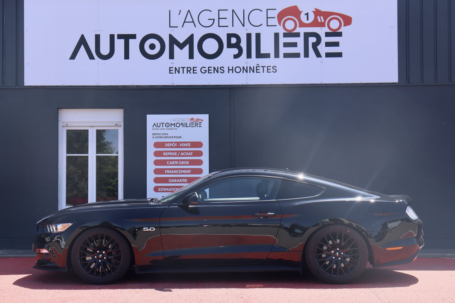 Ford Mustang Coupé 5.0i V8 421 BVA (CarPlay, Caméra, Sièges ventilés) — 2