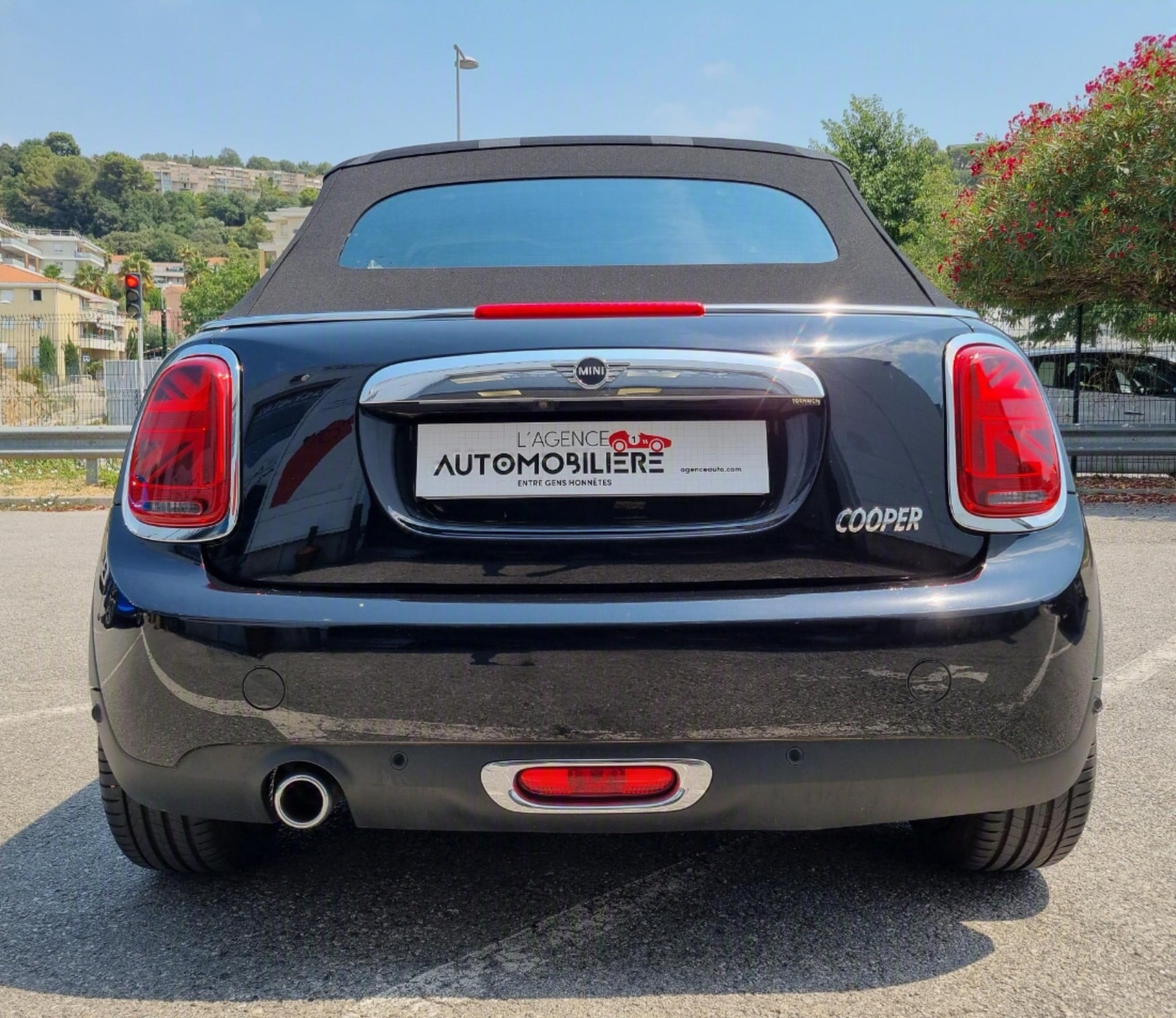 Mini Mini Cabriolet Cooper 136ch Edition Greenwich BVA7 - CAPOTE NEUVE — 31