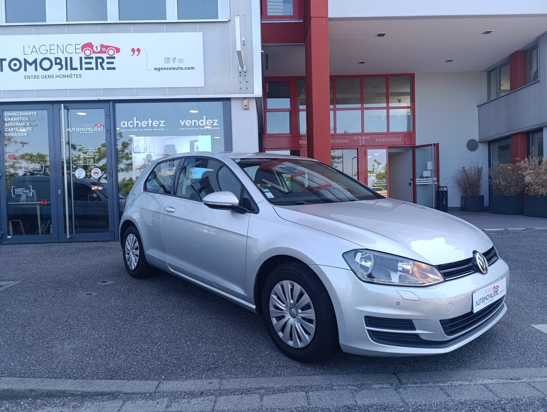 Volkswagen Golf VII 1.6 TDI 110 cv KIT DISTRI - EMBRAYAGE FAIT - Garantie — 2