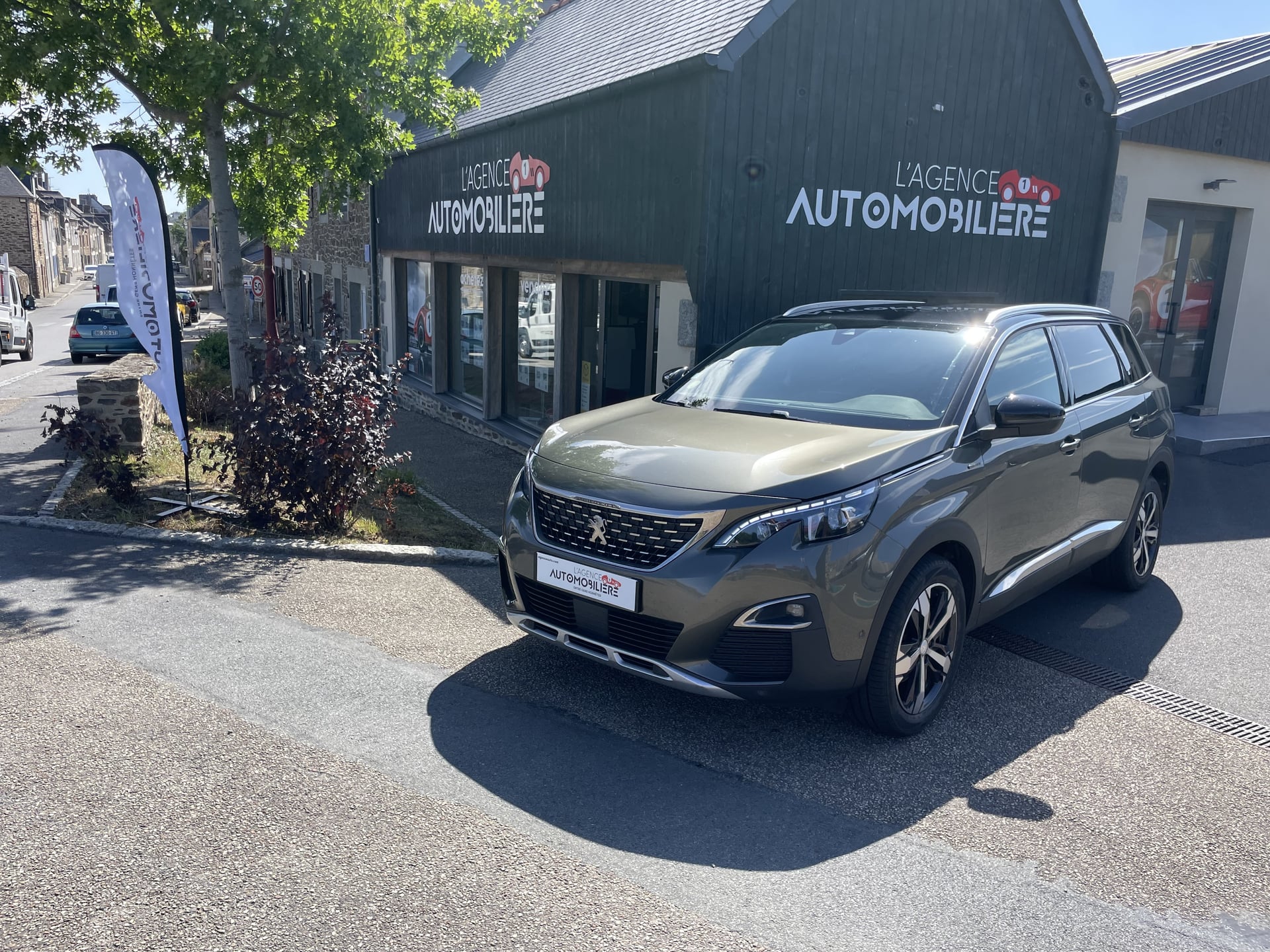 Peugeot 5008 GT LINE 2.0 BLUEHDI 180 CH EAT8 7 PLACES — 40