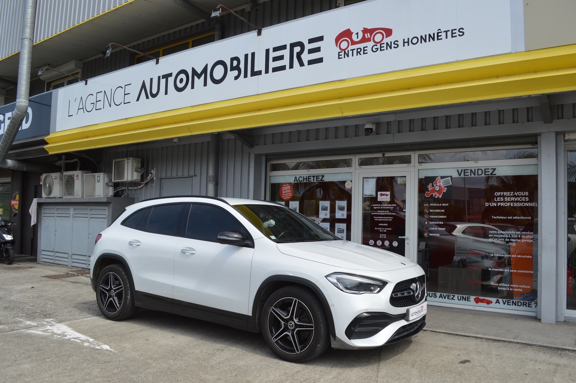 Mercedes-Benz Classe GLA 200d 150ch AMG Line 8G-DCT — 1