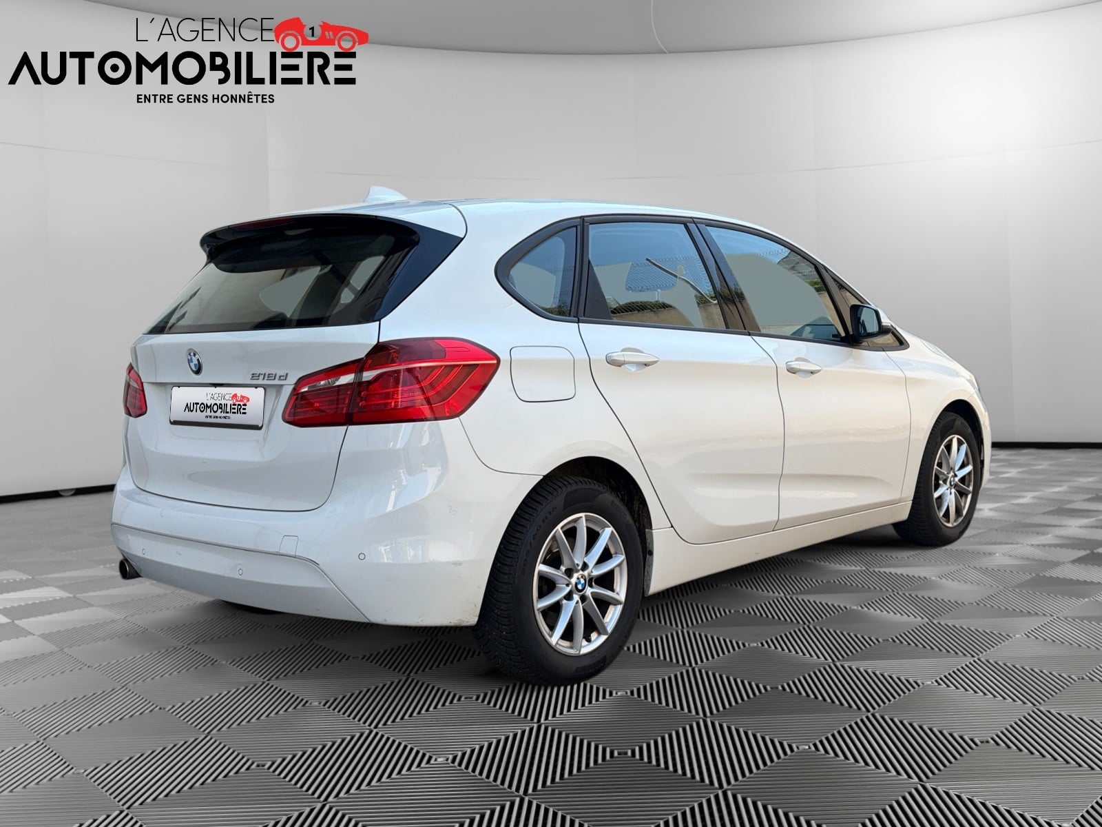 BMW Série 2 ActiveTourer 218D BVM 2.0L 150 CV BUSINESS — 2