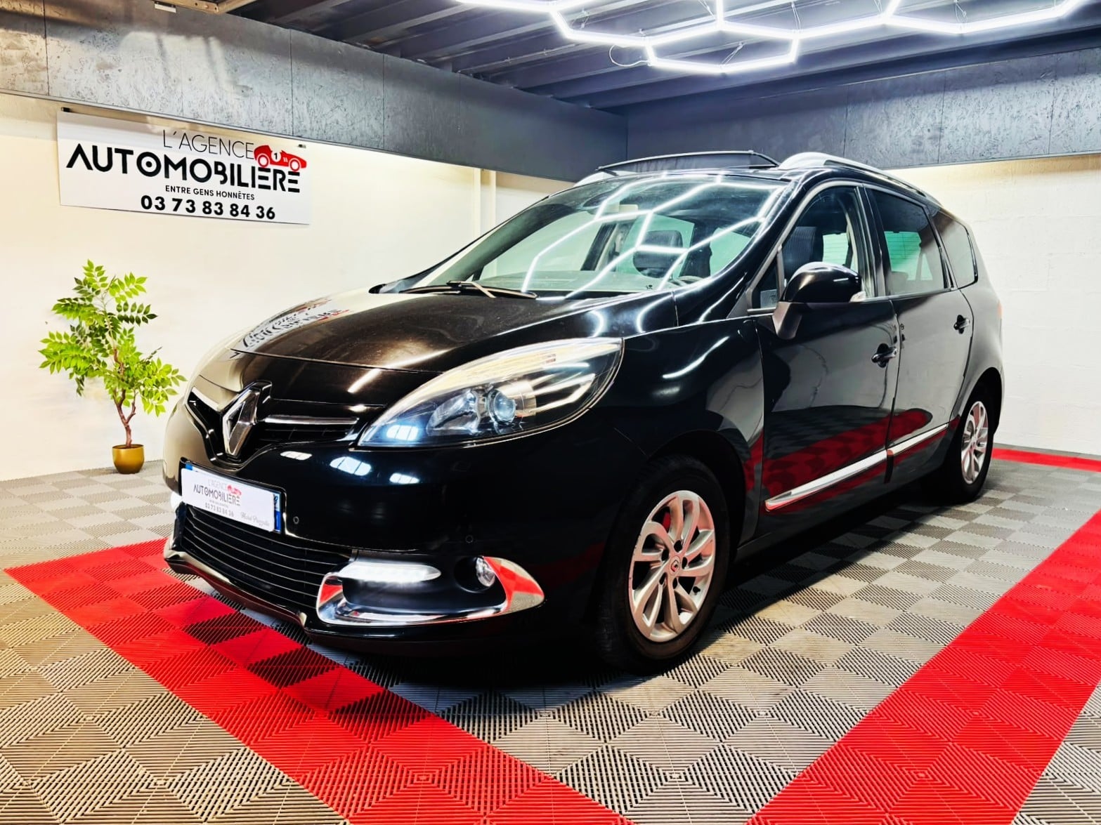 Renault Grand Scenic 1.5 dCi 110ch energy Business eco² 7 places- GARANTIE 12 MOIS — 1