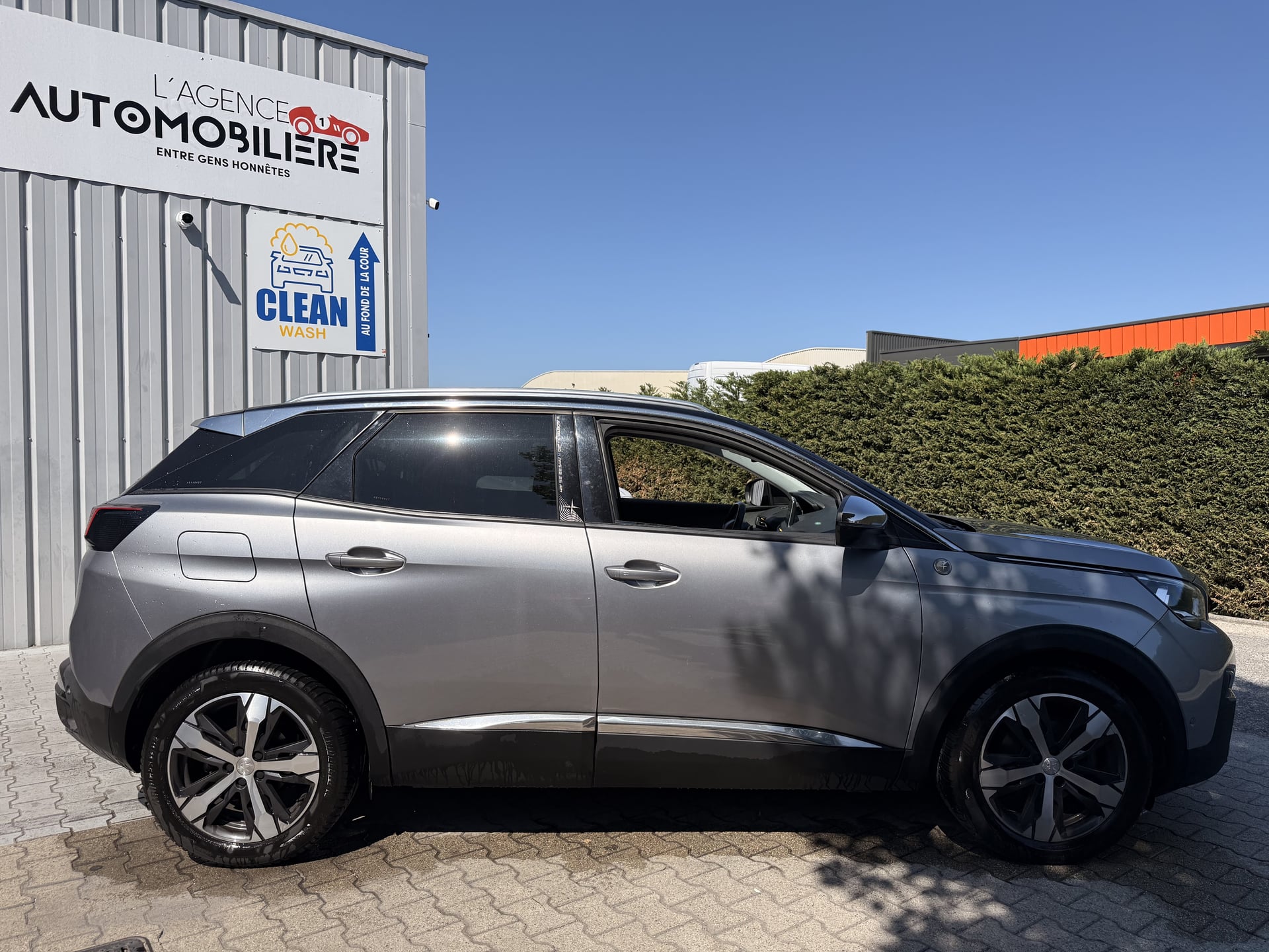 Peugeot 3008 1.6 HDi 120 CV CROSSWAY EAT6 — 2
