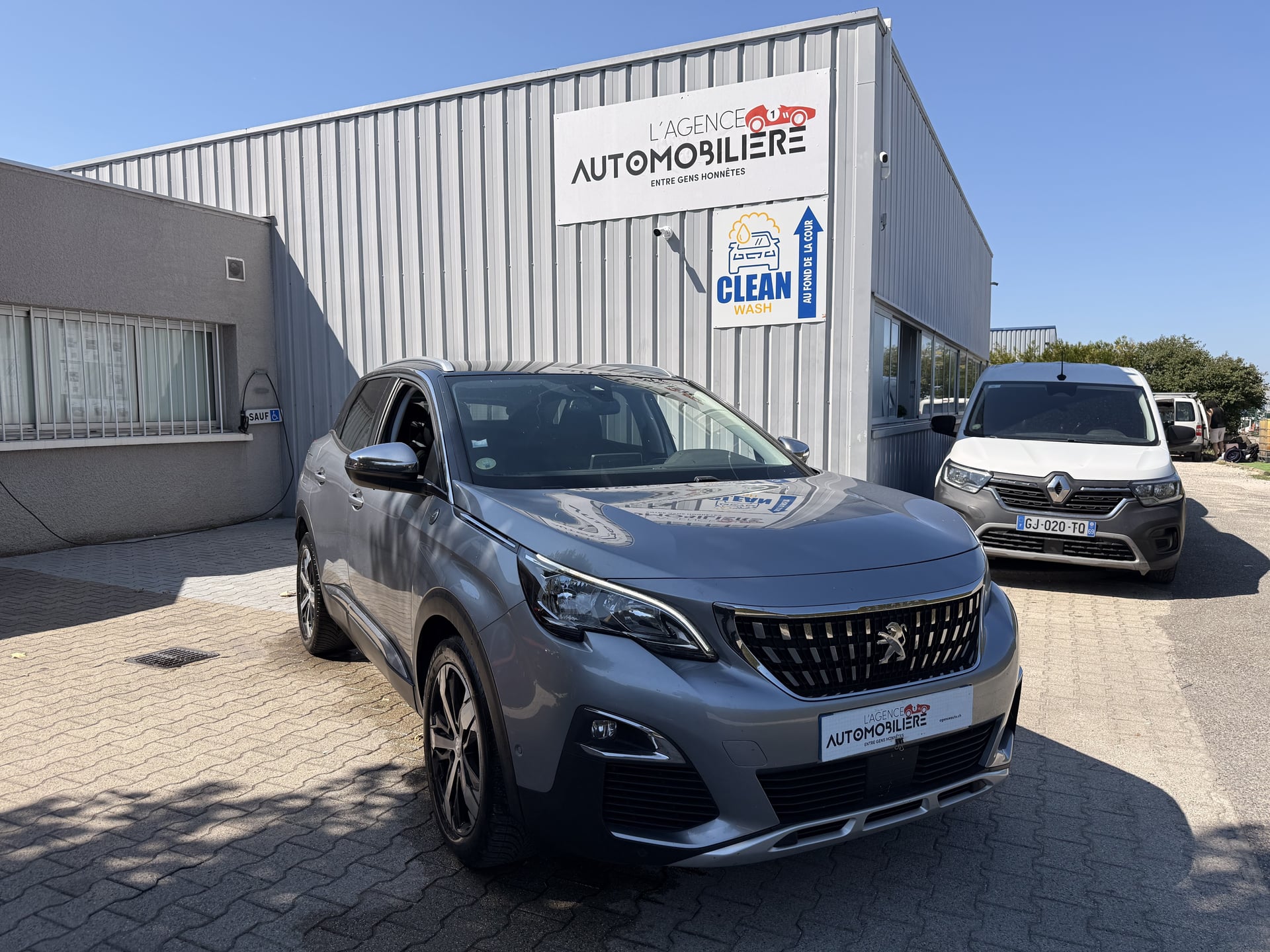Peugeot 3008 1.6 HDi 120 CV CROSSWAY EAT6