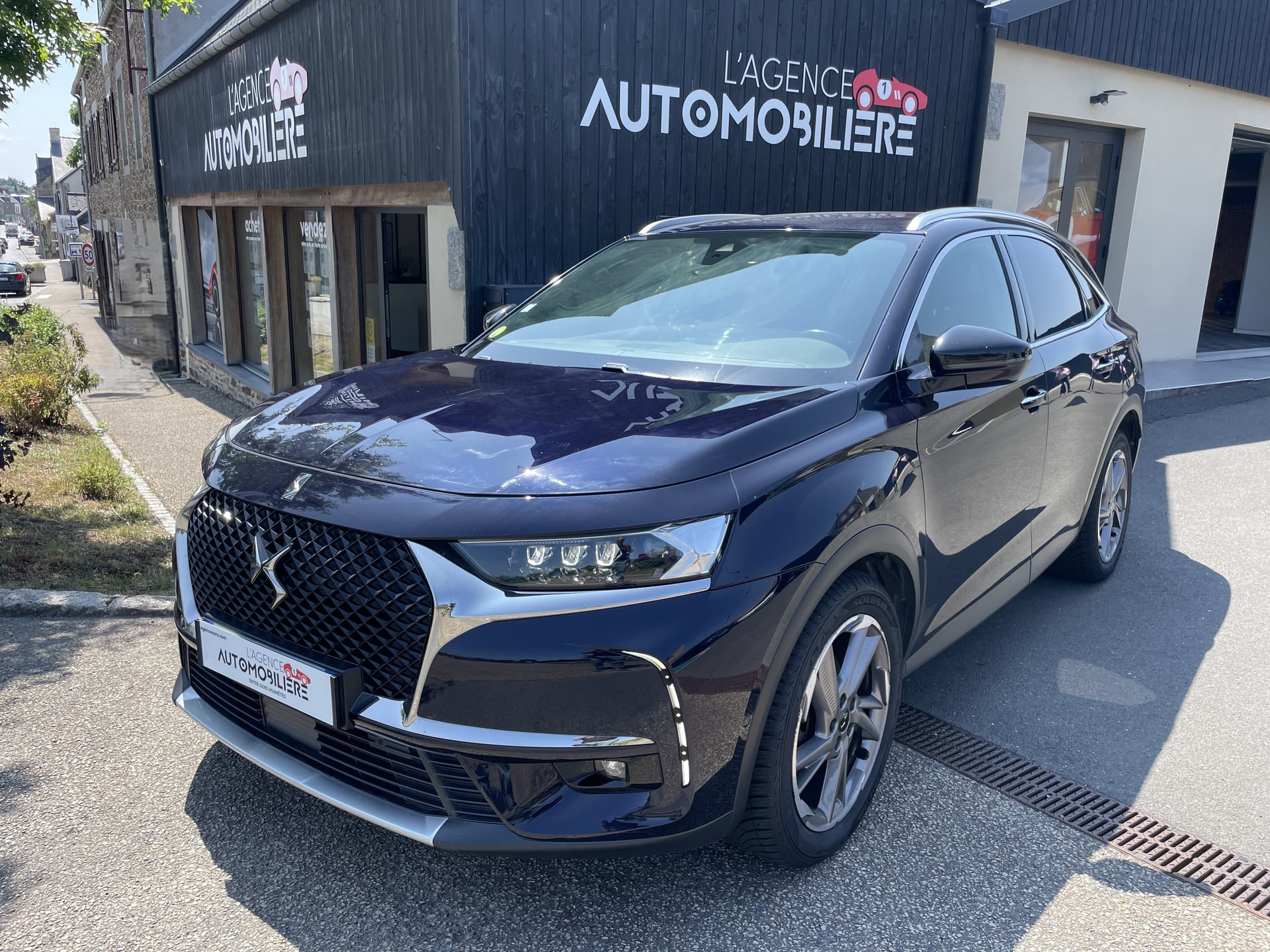 DS DS7 CROSSBACK 2.0 BLUEHDI 180 CH EAT8 GRAND CHIC RIVOLI — 1