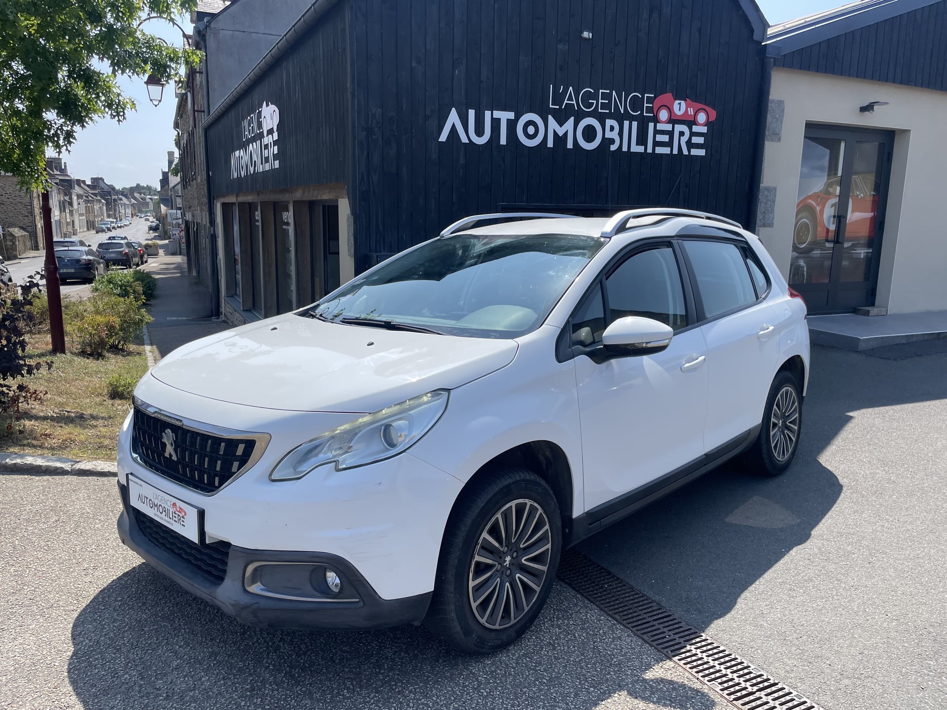 Peugeot 2008 1.2 82 CH ACTIVE — 1