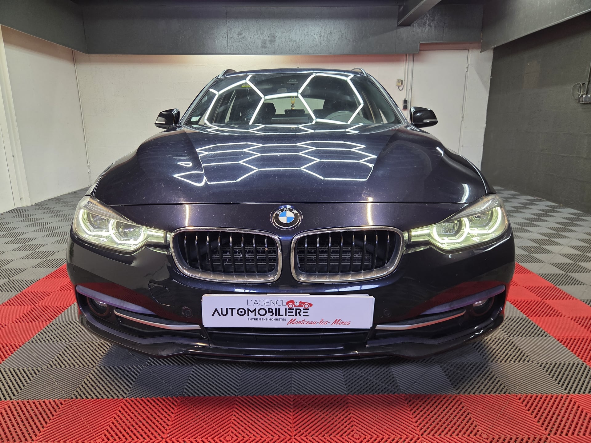 BMW Série 3 Touring Touring 318dA (F31) 150ch Sport Ultimate — 2