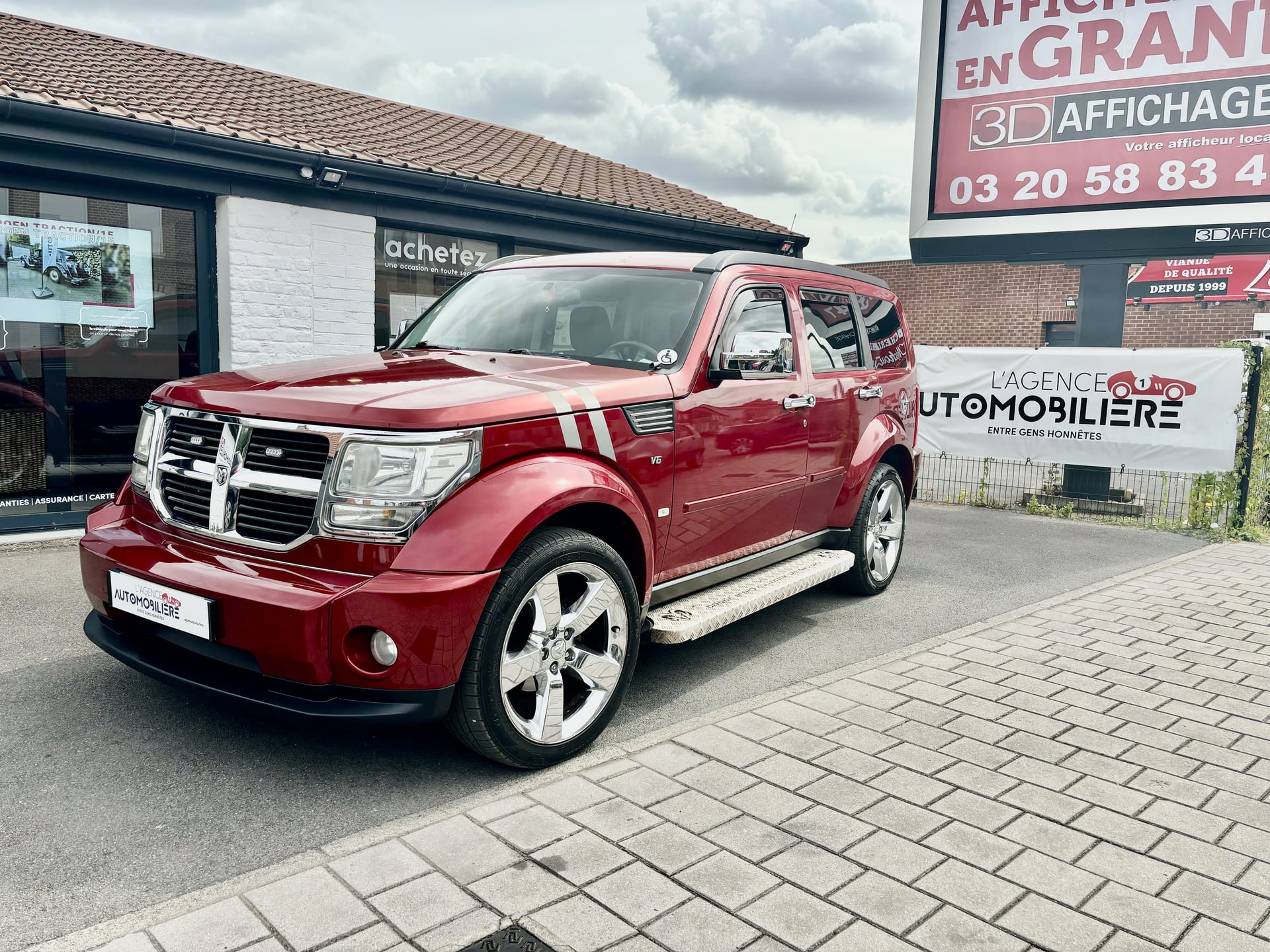 Dodge Nitro 2.8  CRD 177CV 4X4 ( Véhicule Français ) ( Crochet Attelage )