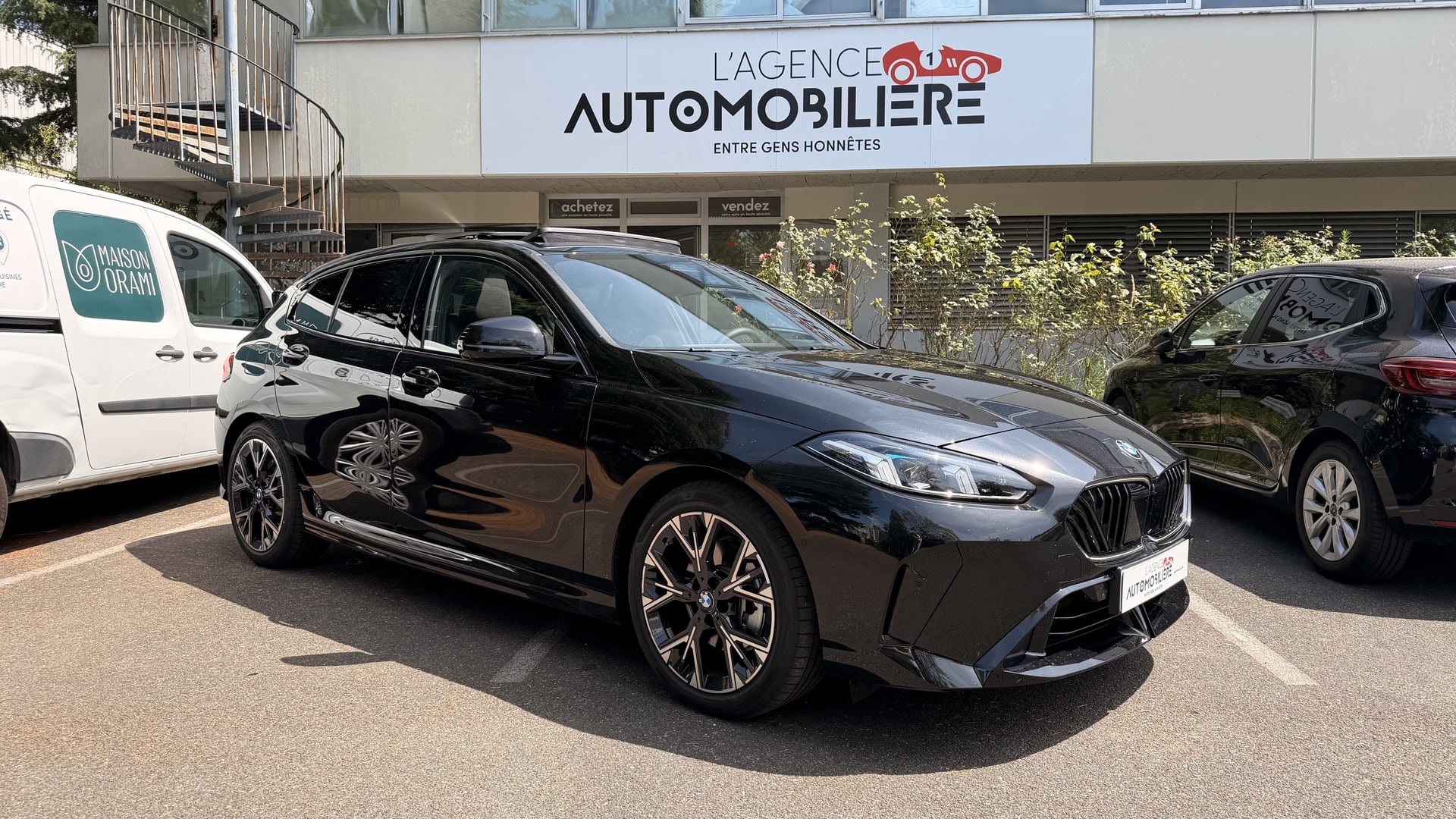 BMW Série 1 (F70) 120i 1.5 i 12V  Hybrid DCT7 170 cv Boîte auto