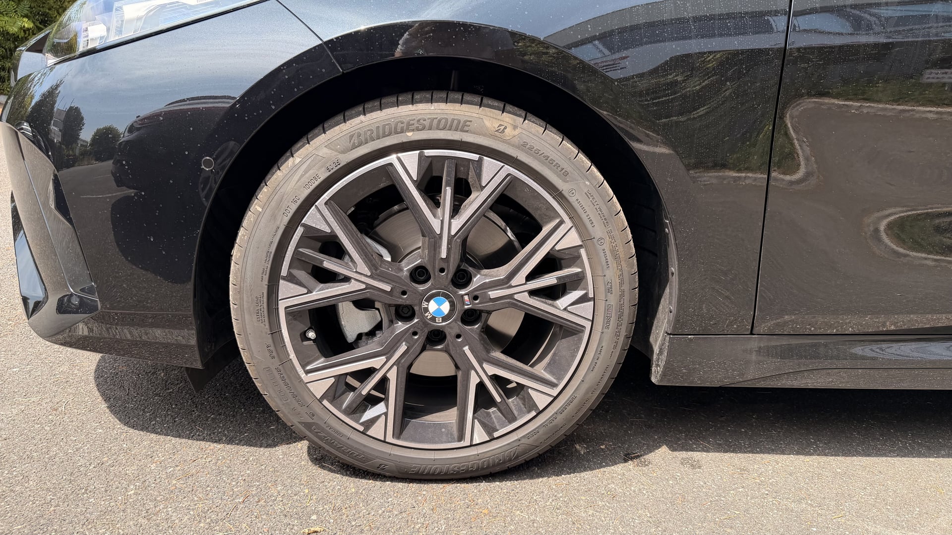 BMW Série 1 (F70) 120i 1.5 i 12V Hybrid DCT7 170 cv Boîte auto — 29