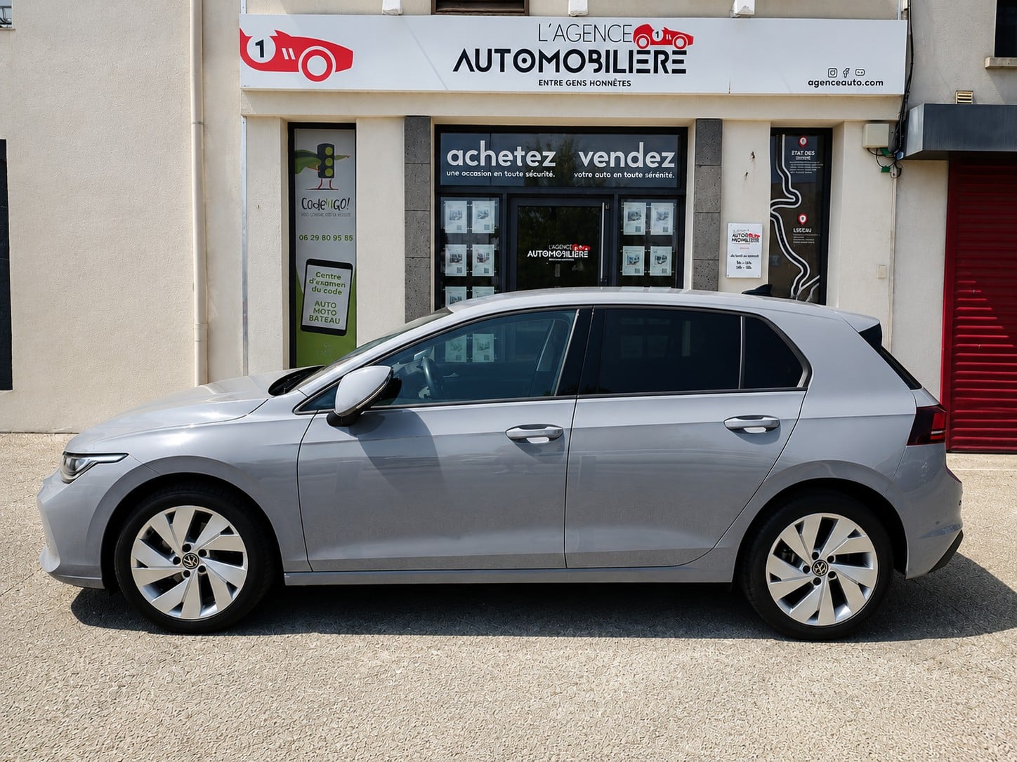 Volkswagen Golf 8 2.0 150cv STYLE DSG7 — 2