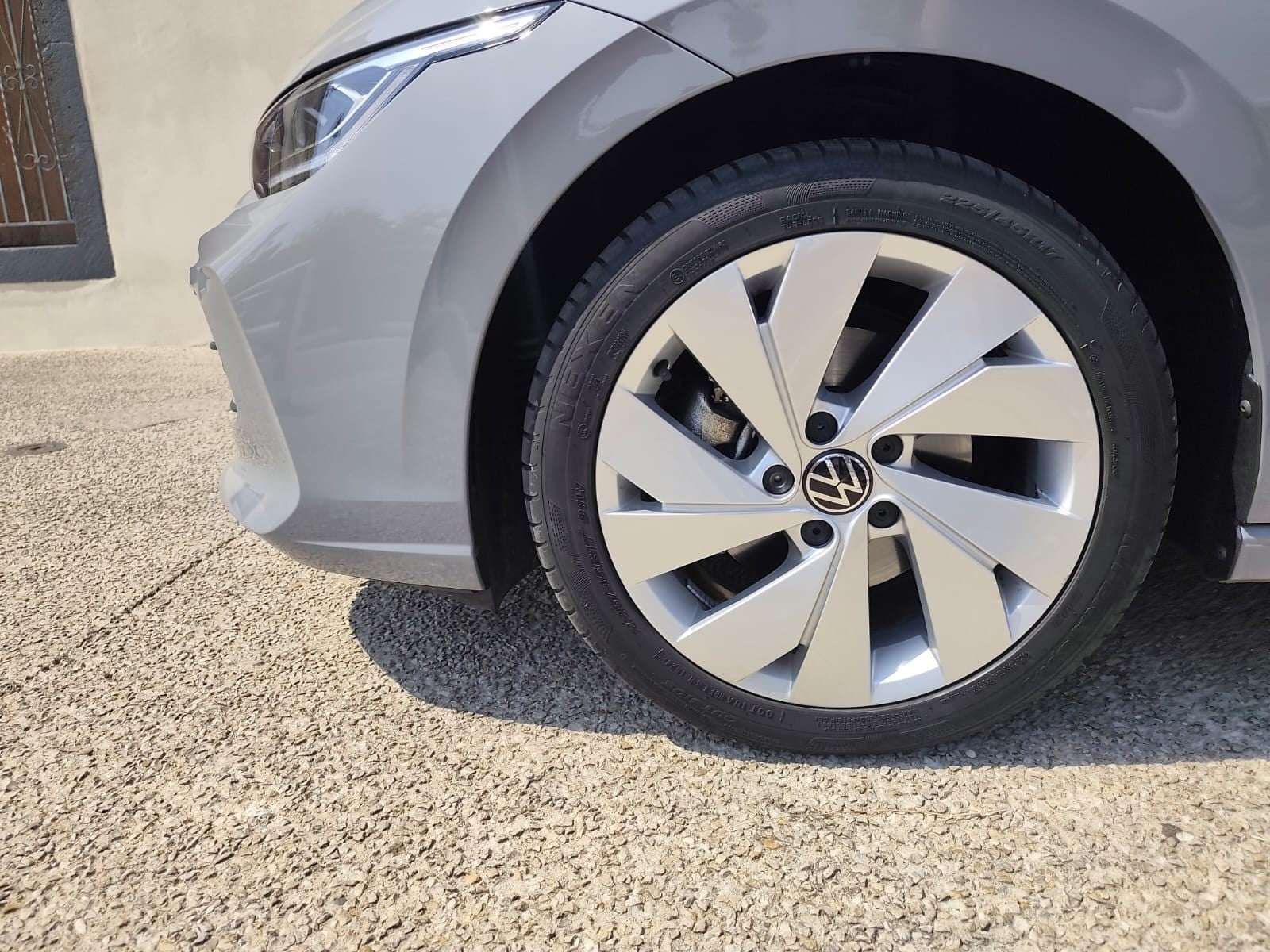 Volkswagen Golf 8 2.0 150cv STYLE DSG7 — 25