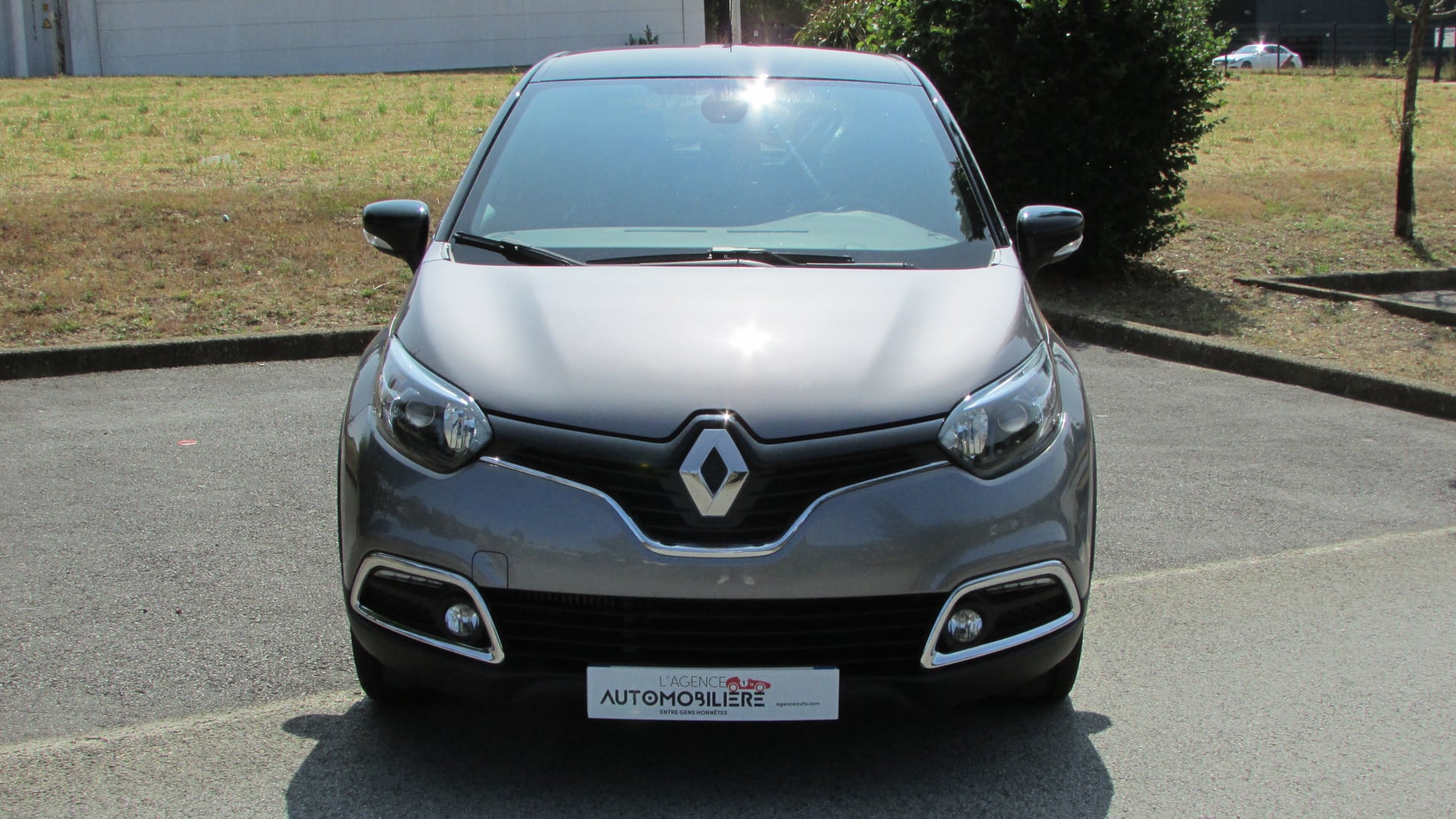 Renault Captur 0,9L TCE 90 ENRGY LIMITED — 2