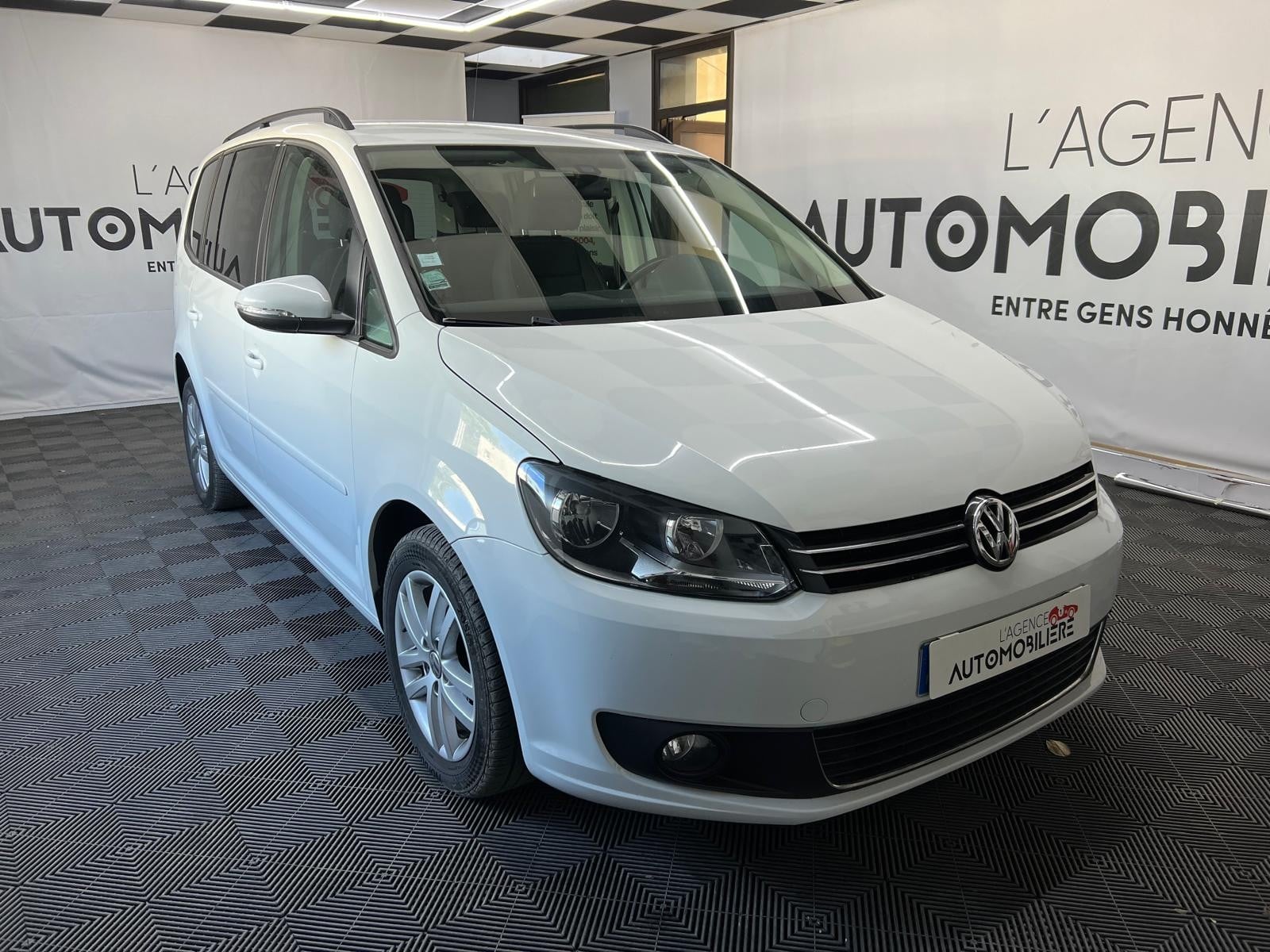 Volkswagen Touran 1.6 TDI 105ch Confortline 7 places