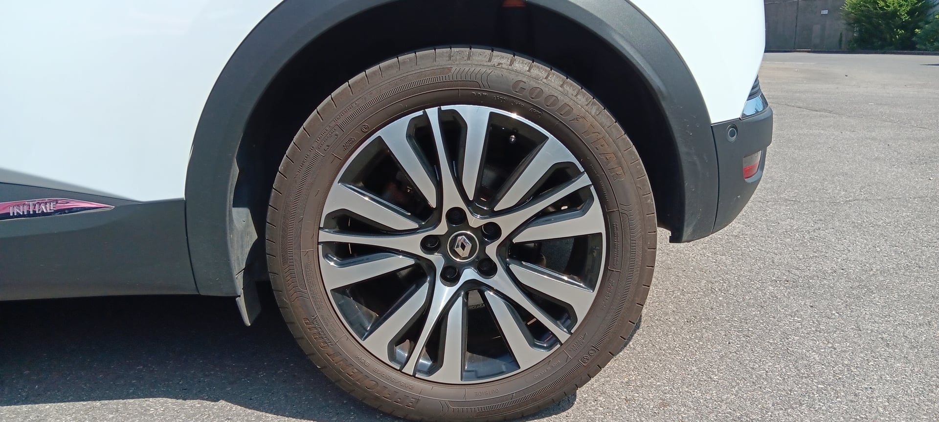 Renault Captur II E-TECH Initial Paris 1.6 i 145Cv — 29