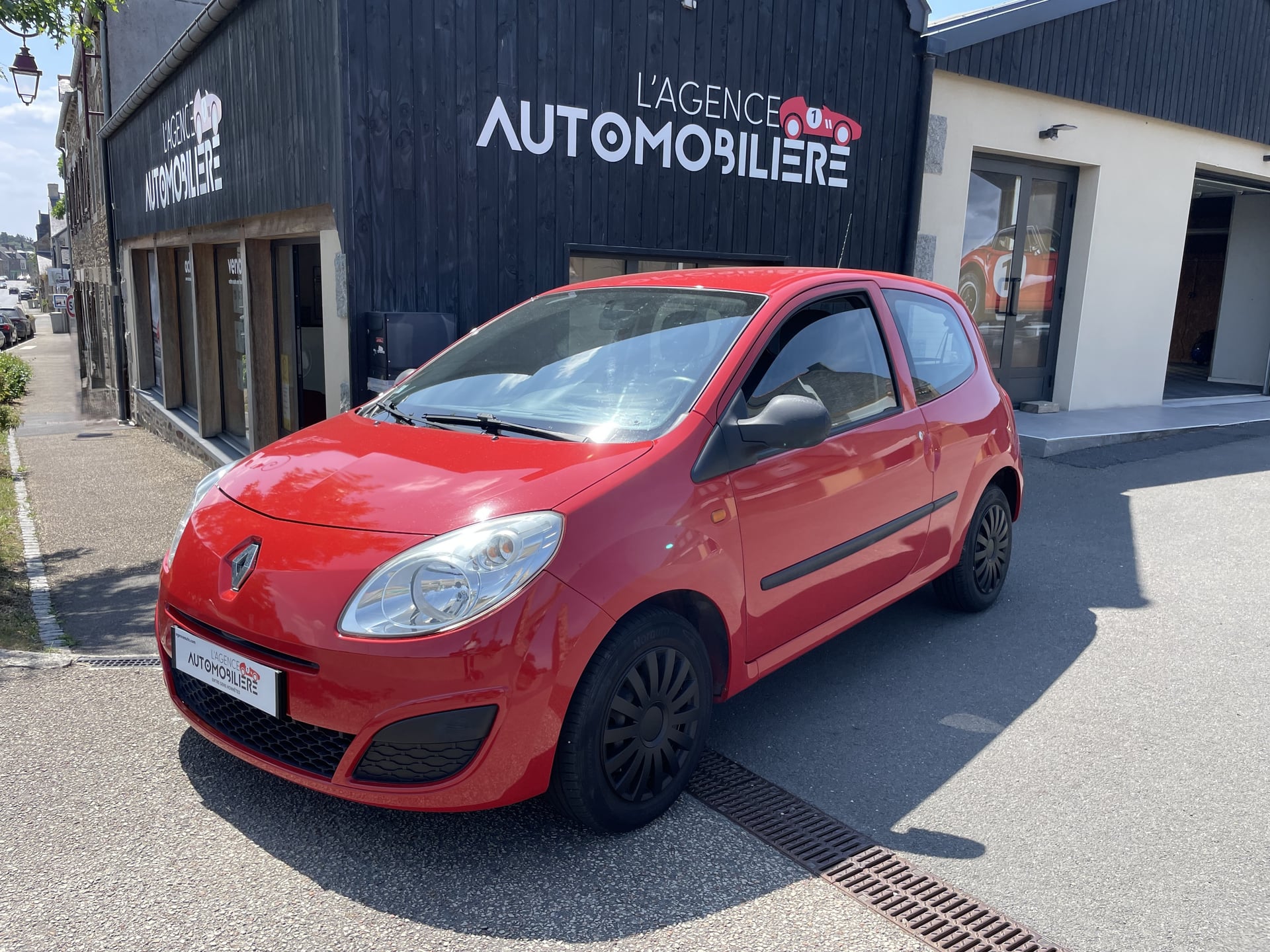 Renault Renault Twingo 2 1.2 16V 75 CH ECO AUTHENTIQUE