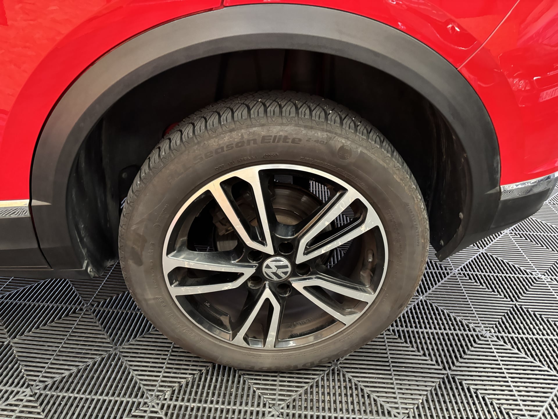 Volkswagen T-roc LOUNGE 116 TSI — 24
