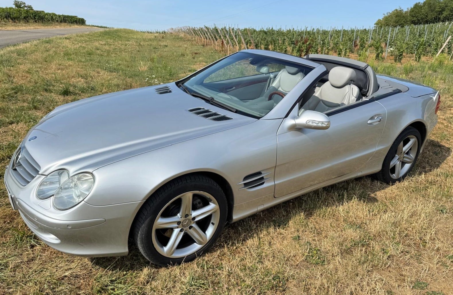 Mercedes-Benz SL 500 A 5.0i V8 — 2