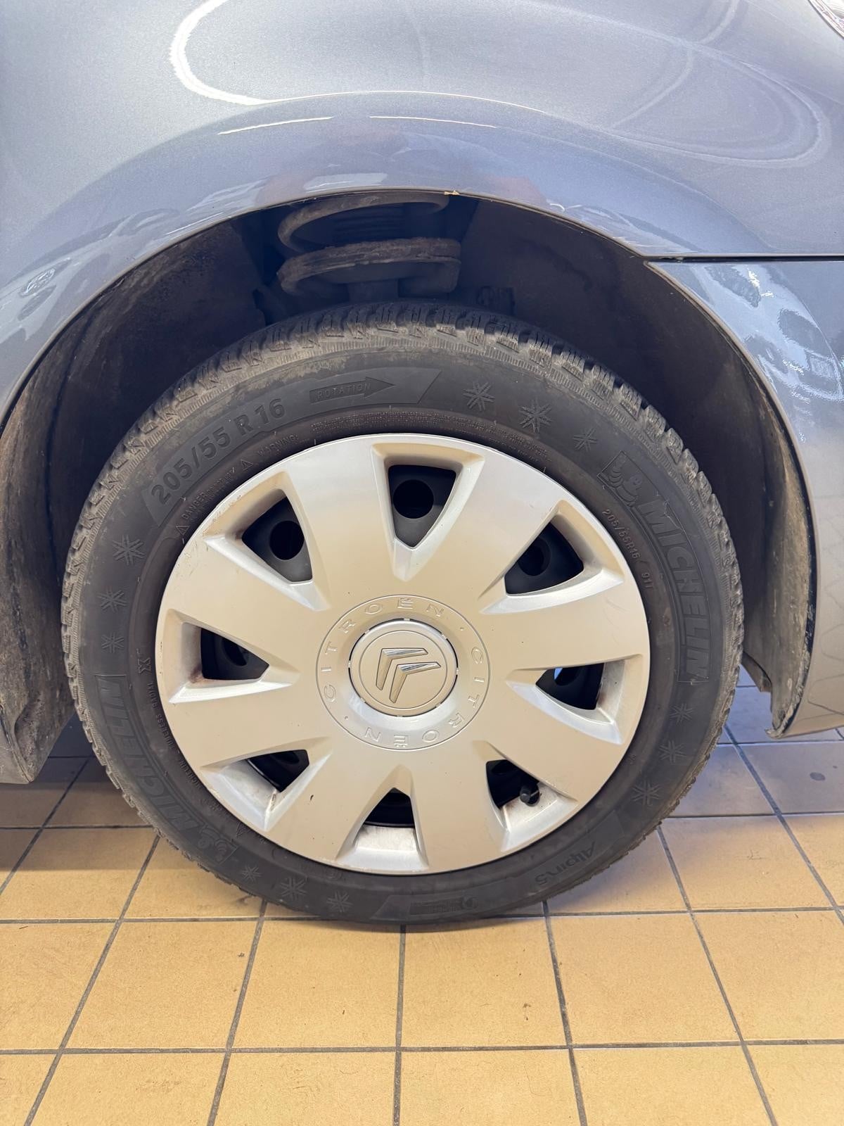 Citroen C4 Coupé 1.4i 16v — 26