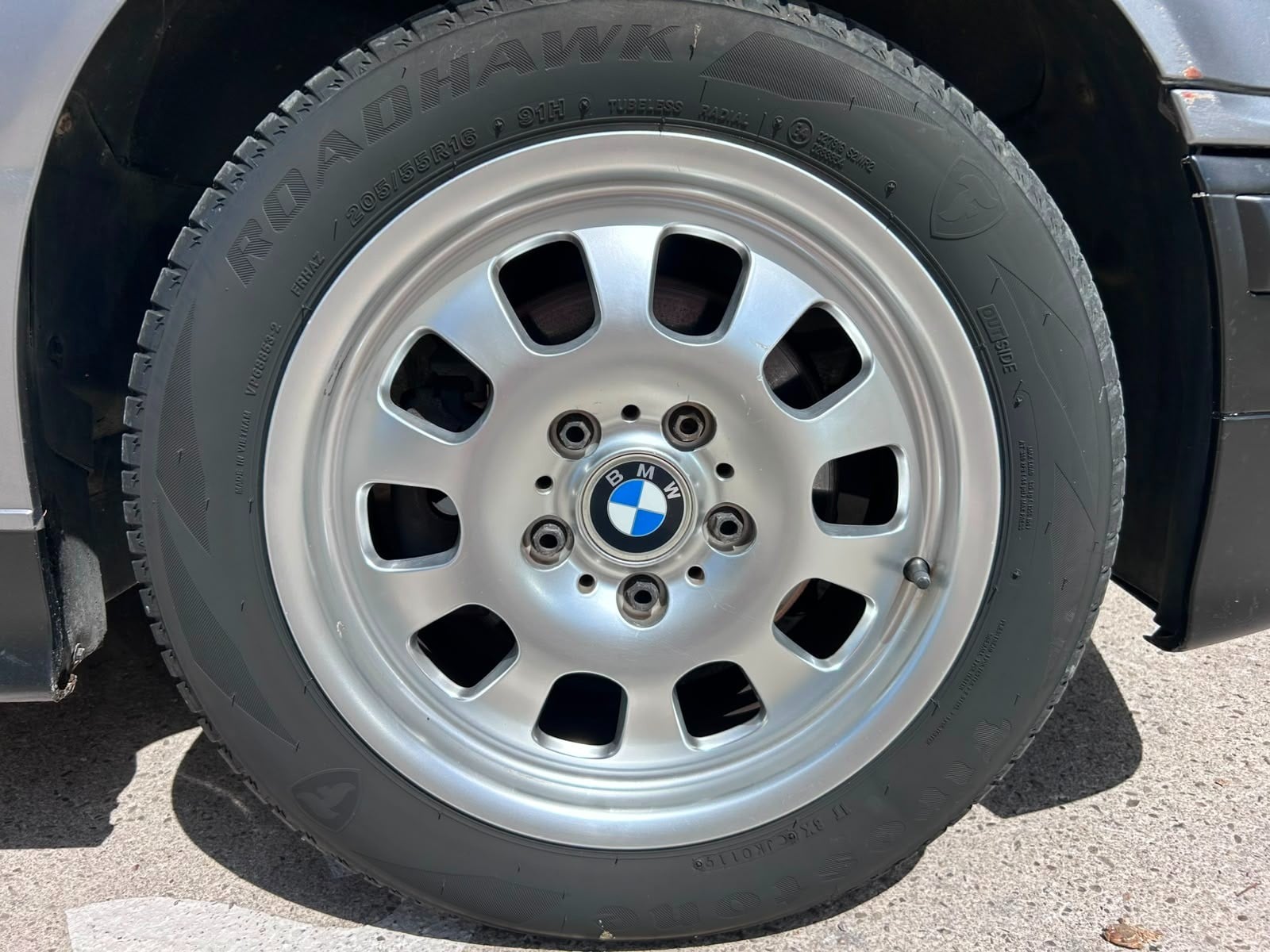 BMW Série 3 325TD 4 Portes SUIVI COMPLET TBE A SAISIR — 29