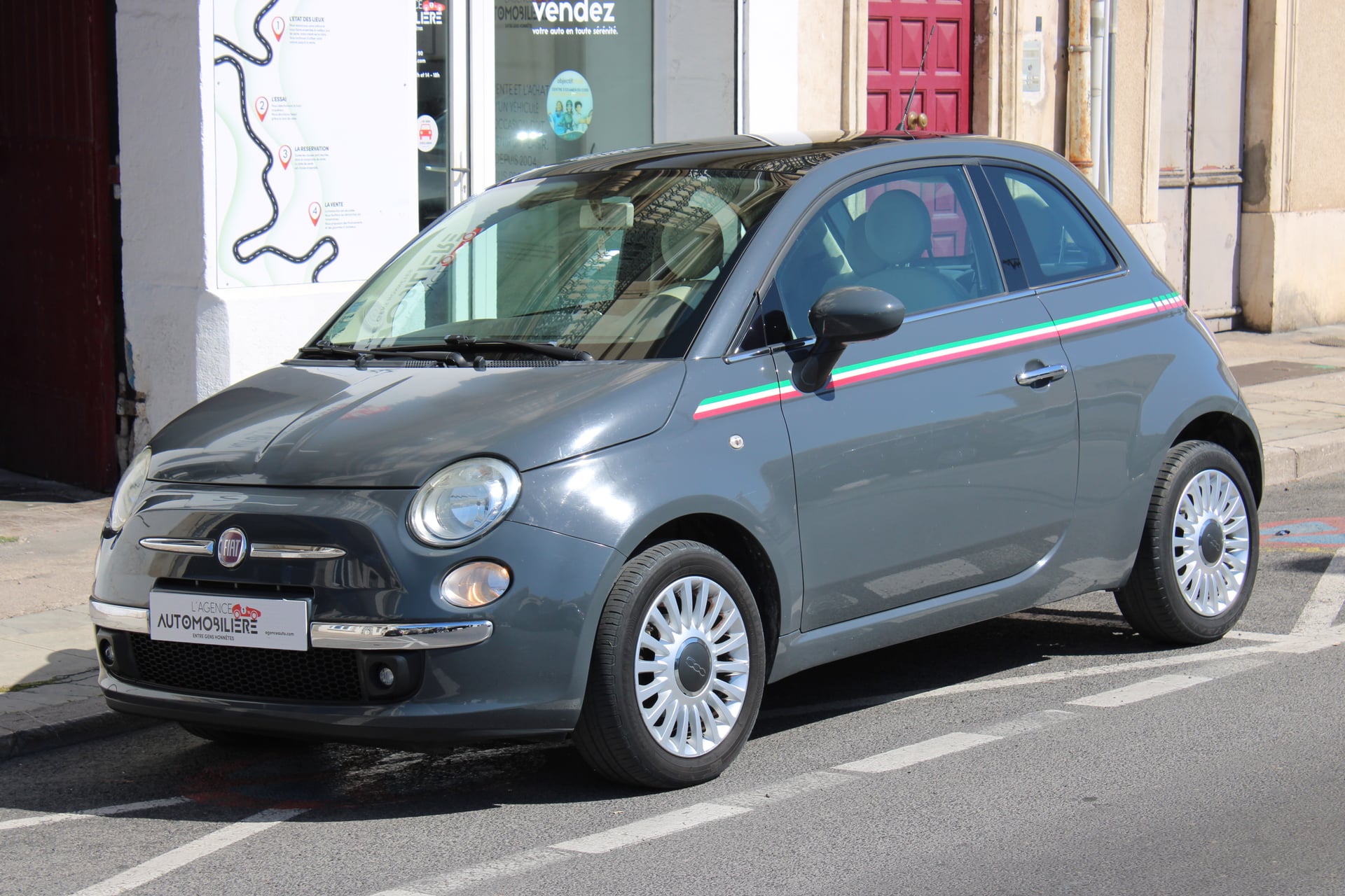 Fiat 500 1.2 70 LOUNGE ( Toit panoramique, Distribution changée, Roue de secours ... ) — 1