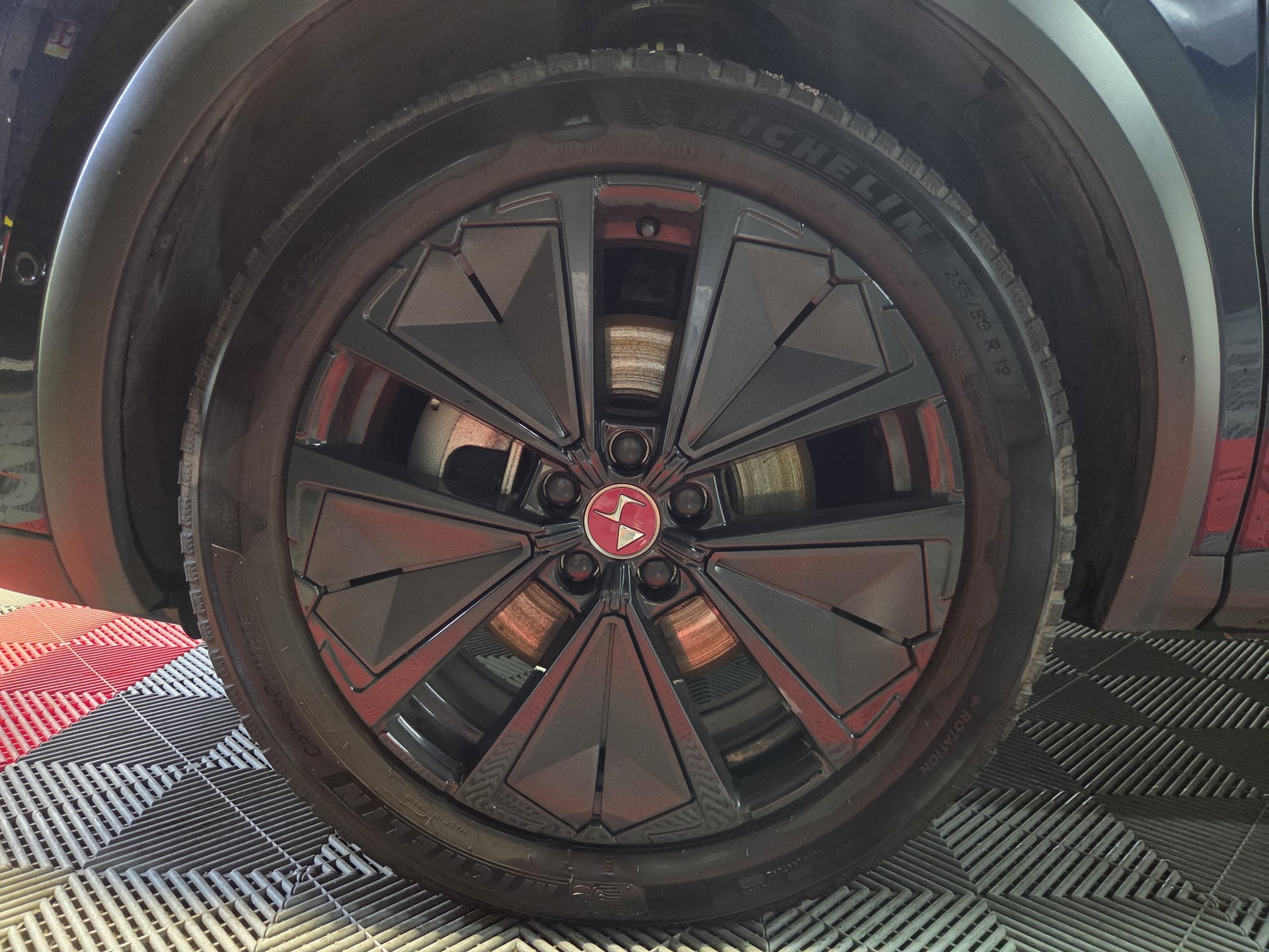 DS DS7 DS 7 E-TENSE 225ch Performance Line — 23