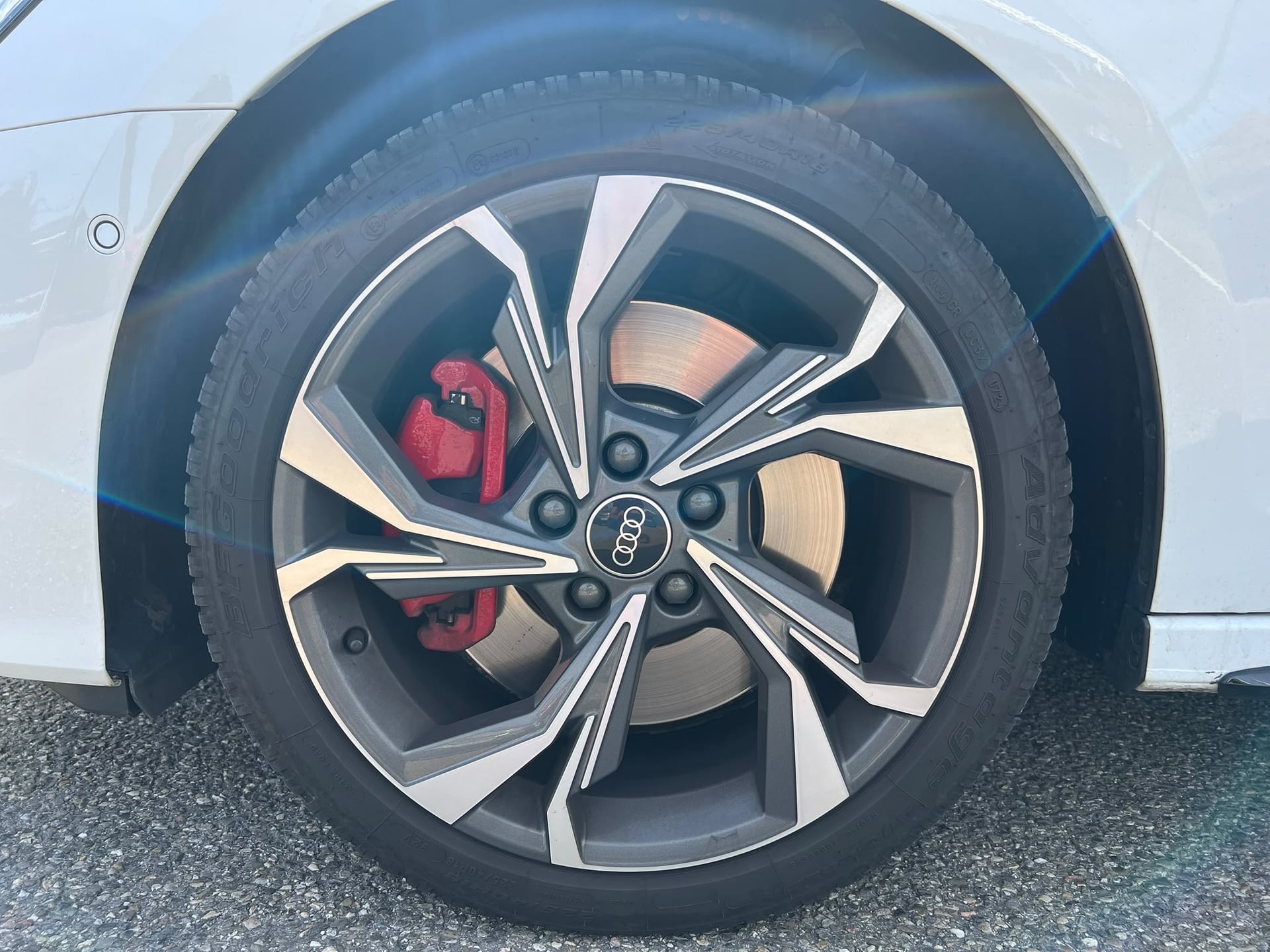 Audi A3 SPORTBACK 45 TFSI e S-Line 245 ch — 18