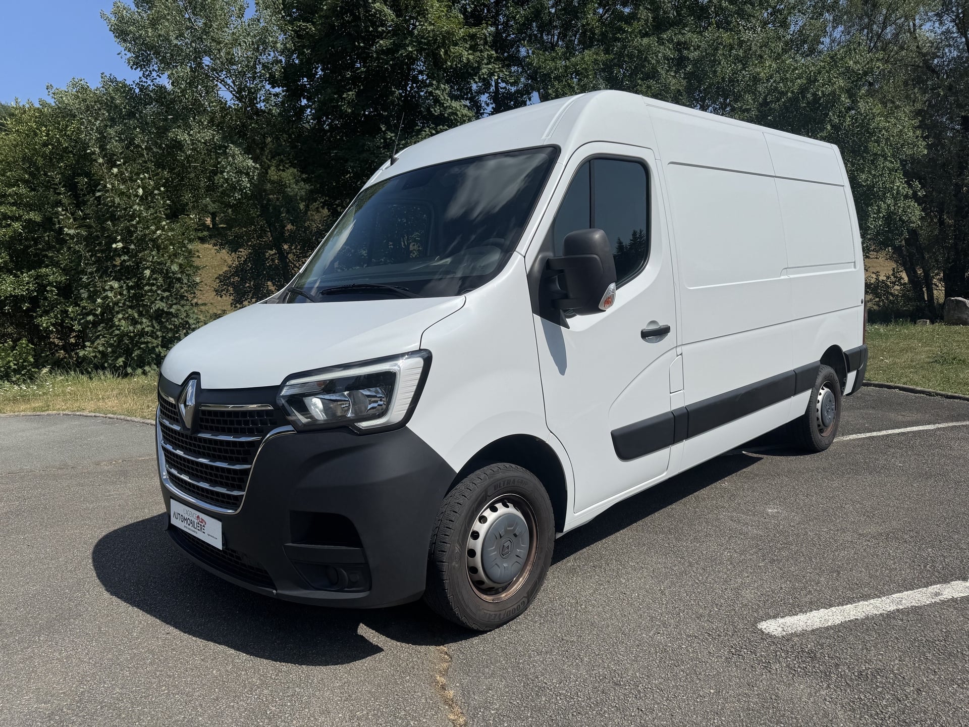 Renault Master III L2H2 2.3 DCI 135 3T3 1MAIN TVA — 1