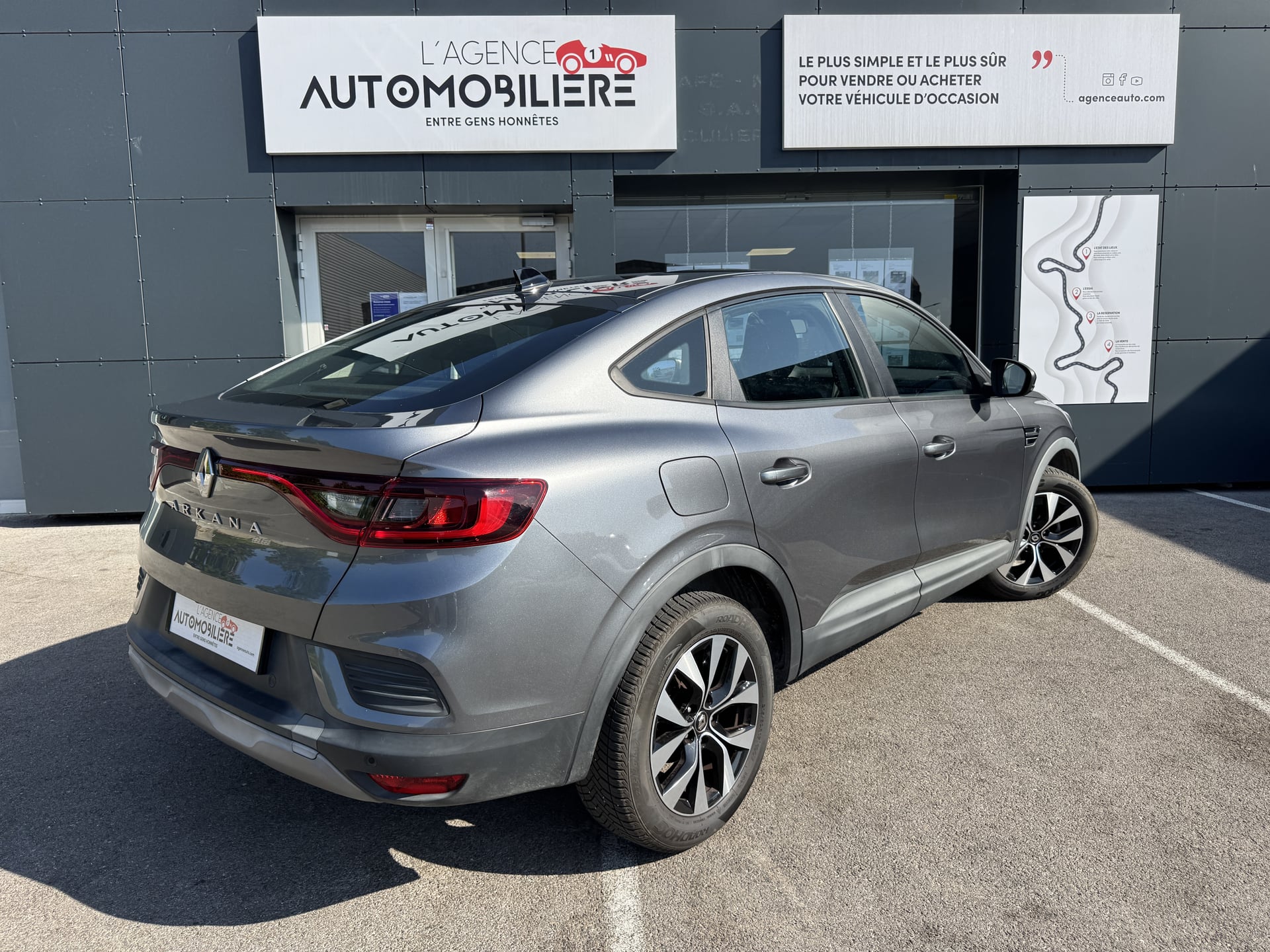 Renault Arkana Zen TCe 140 EDC — 2